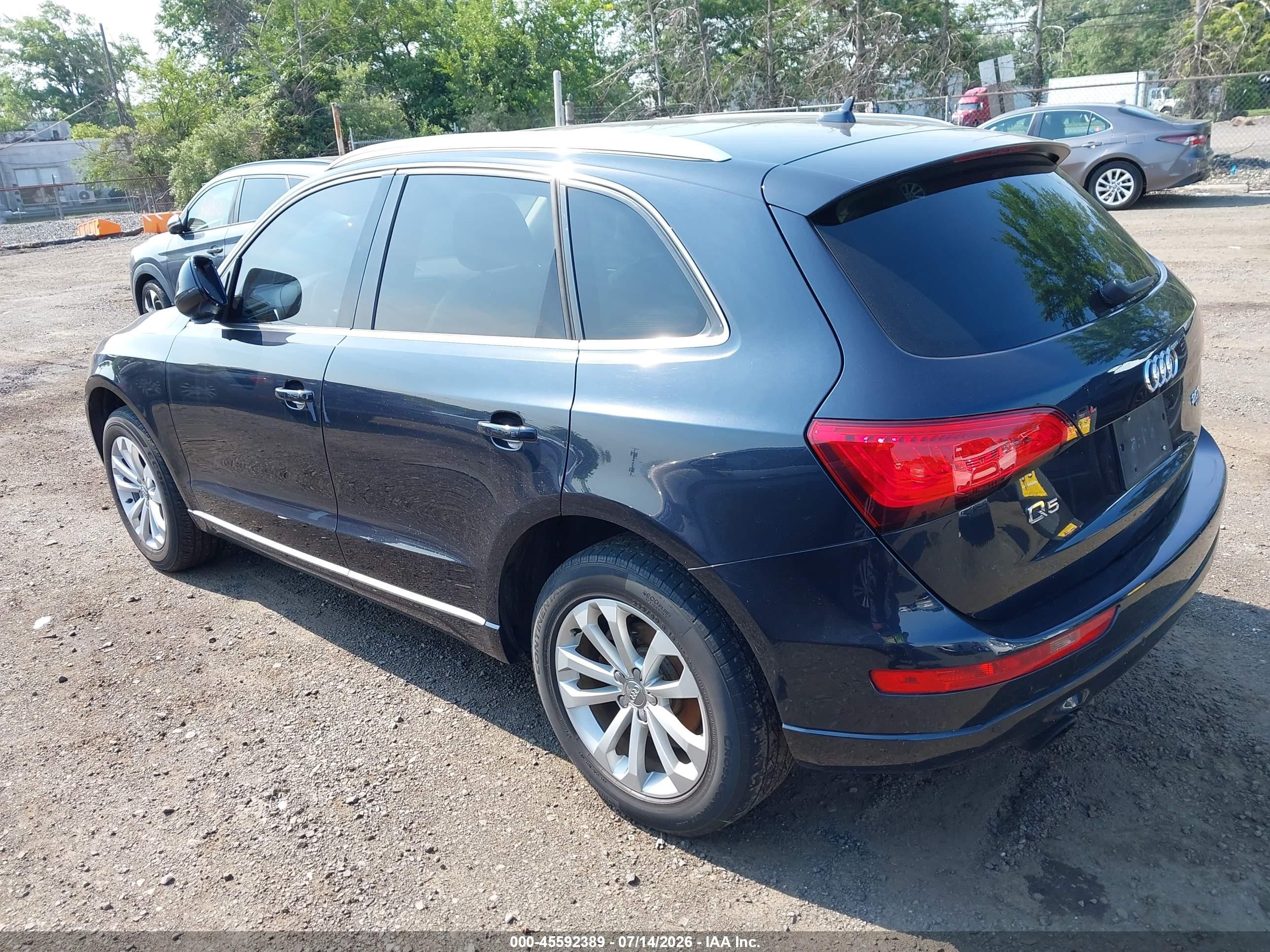 2013 Audi Q5 2.0t Premium Blue vin: WA1LFAFP6DA009494