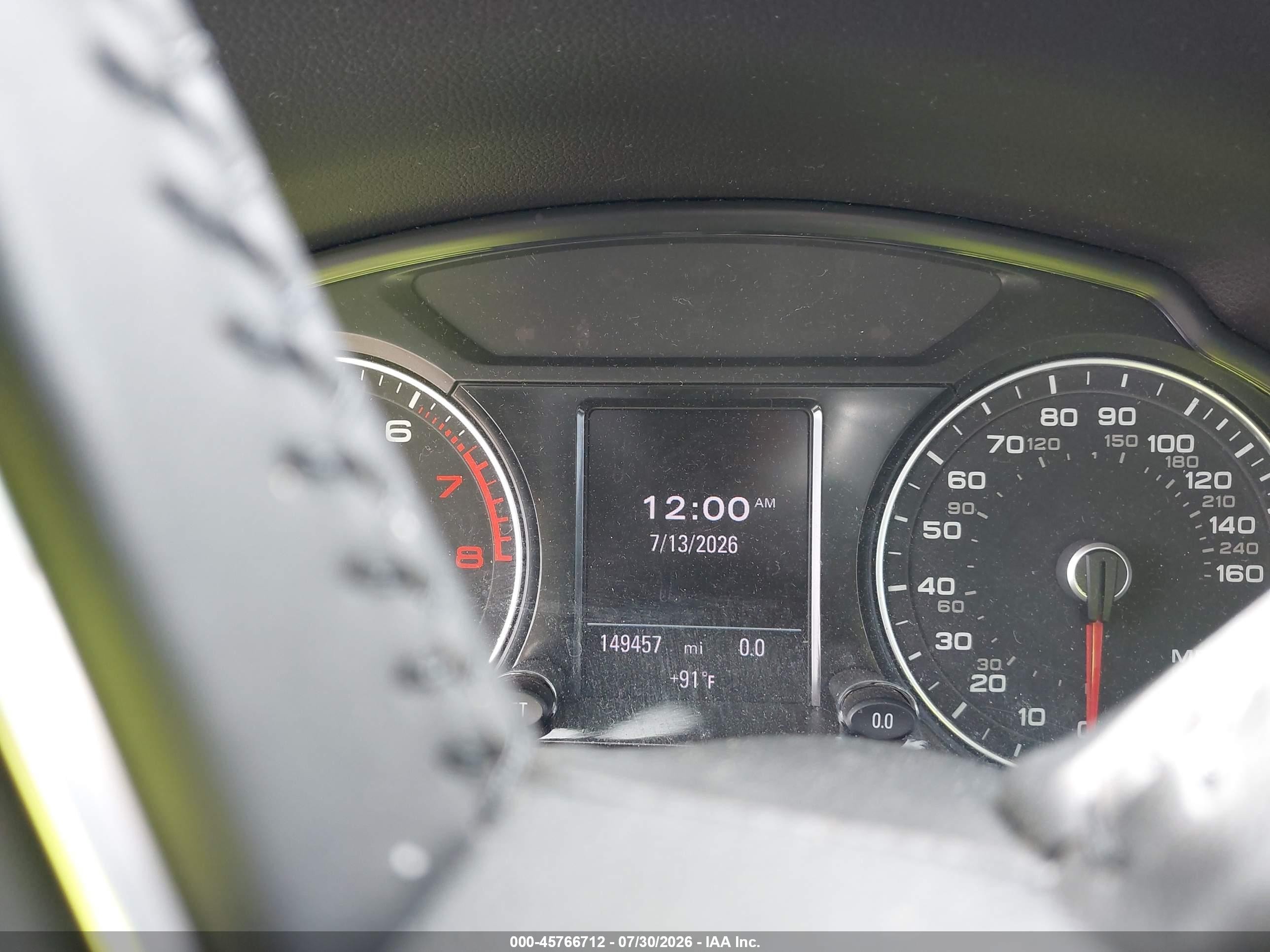 2013 Audi Q5 2.0t Premium Серебряный vin: WA1LFAFP6DA032838