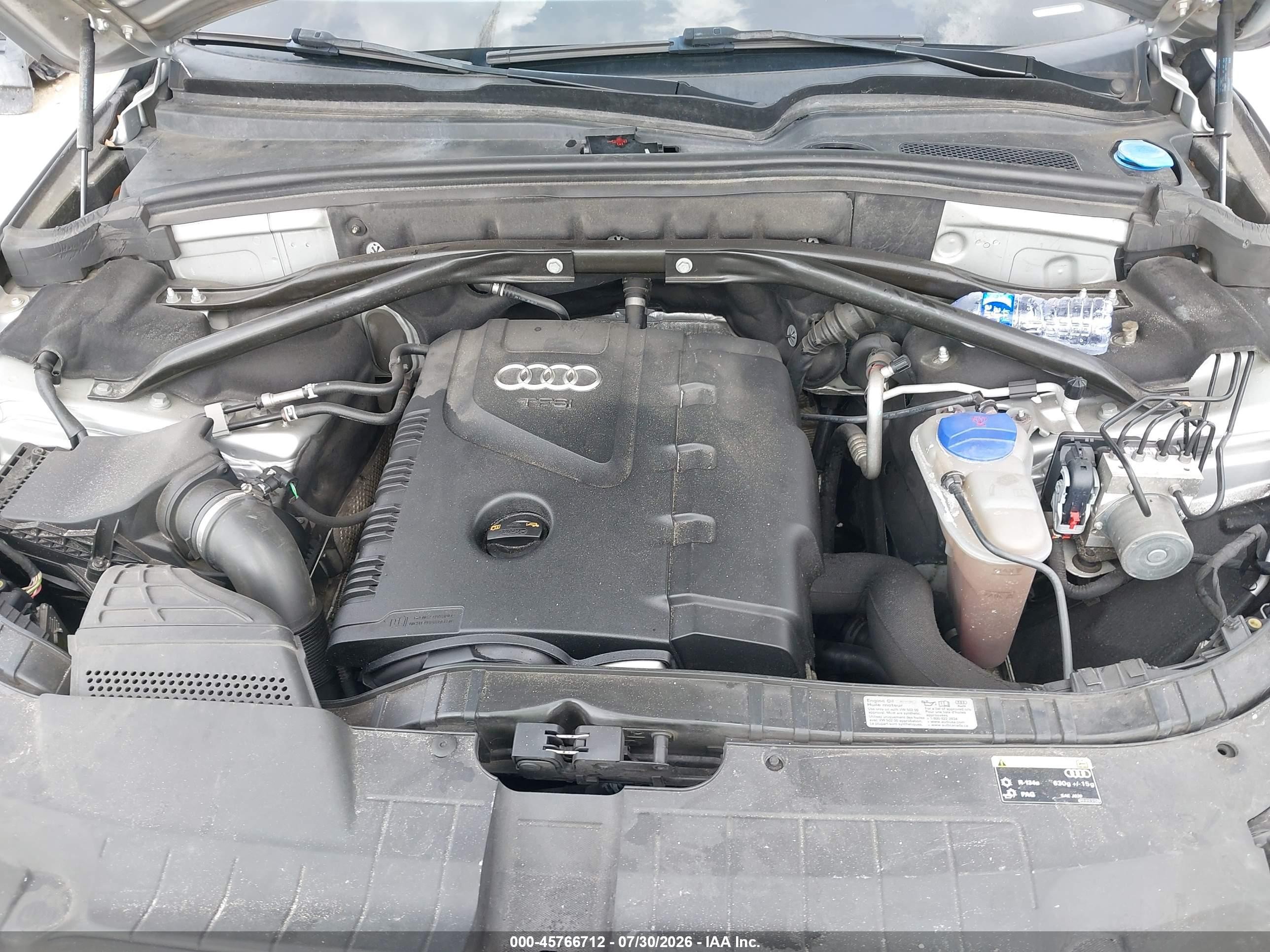 2013 Audi Q5 2.0t Premium Серебряный vin: WA1LFAFP6DA032838