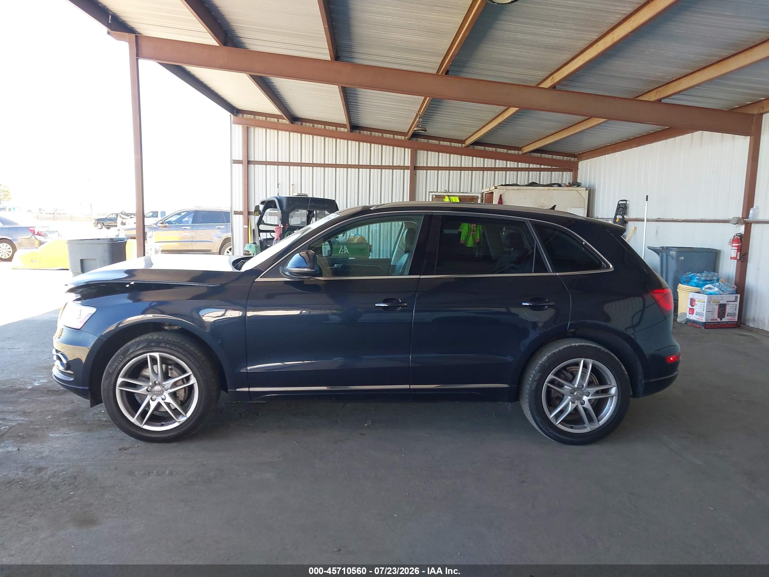 2013 Audi Q5 2.0t Premium Blue vin: WA1LFAFP6DA038395