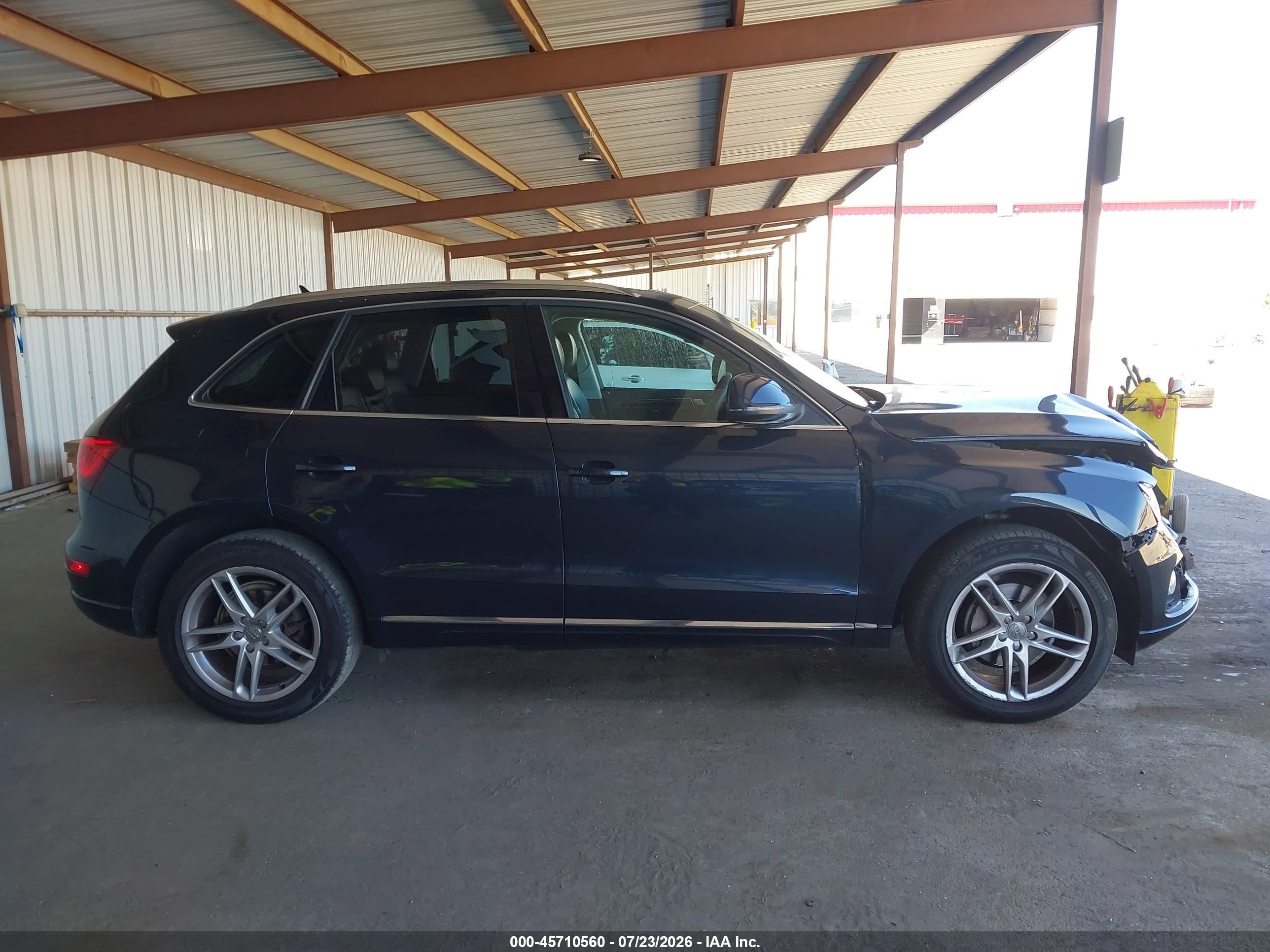 2013 Audi Q5 2.0t Premium Blue vin: WA1LFAFP6DA038395