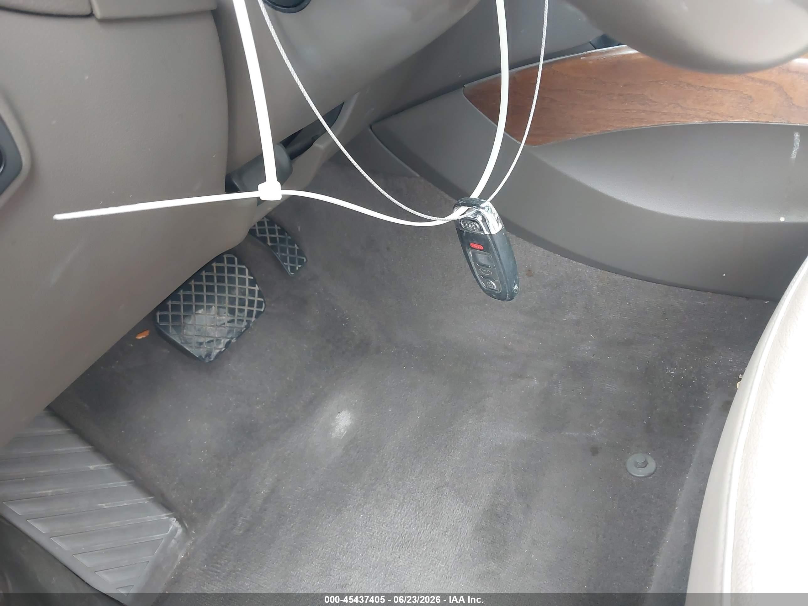 2013 Audi Q5 2.0t Premium White vin: WA1LFAFP6DA053074