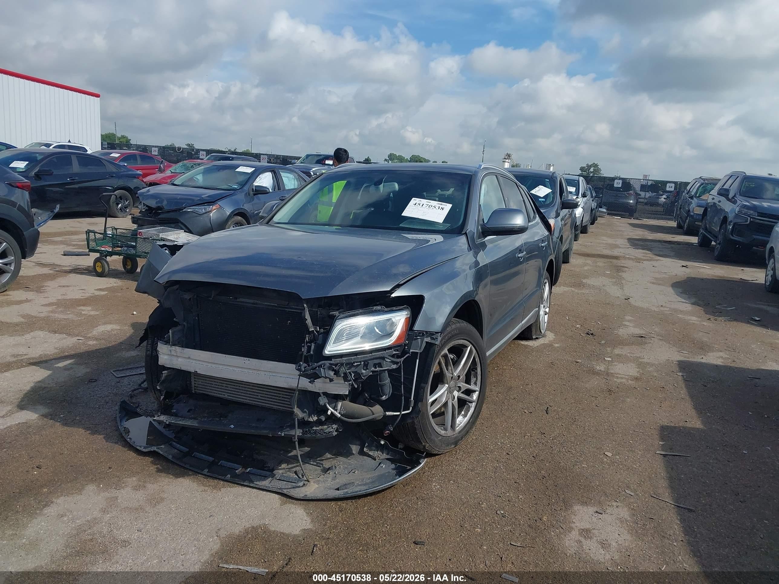 2014 Audi Q5 2.0t Premium Gray vin: WA1LFAFP6EA027298