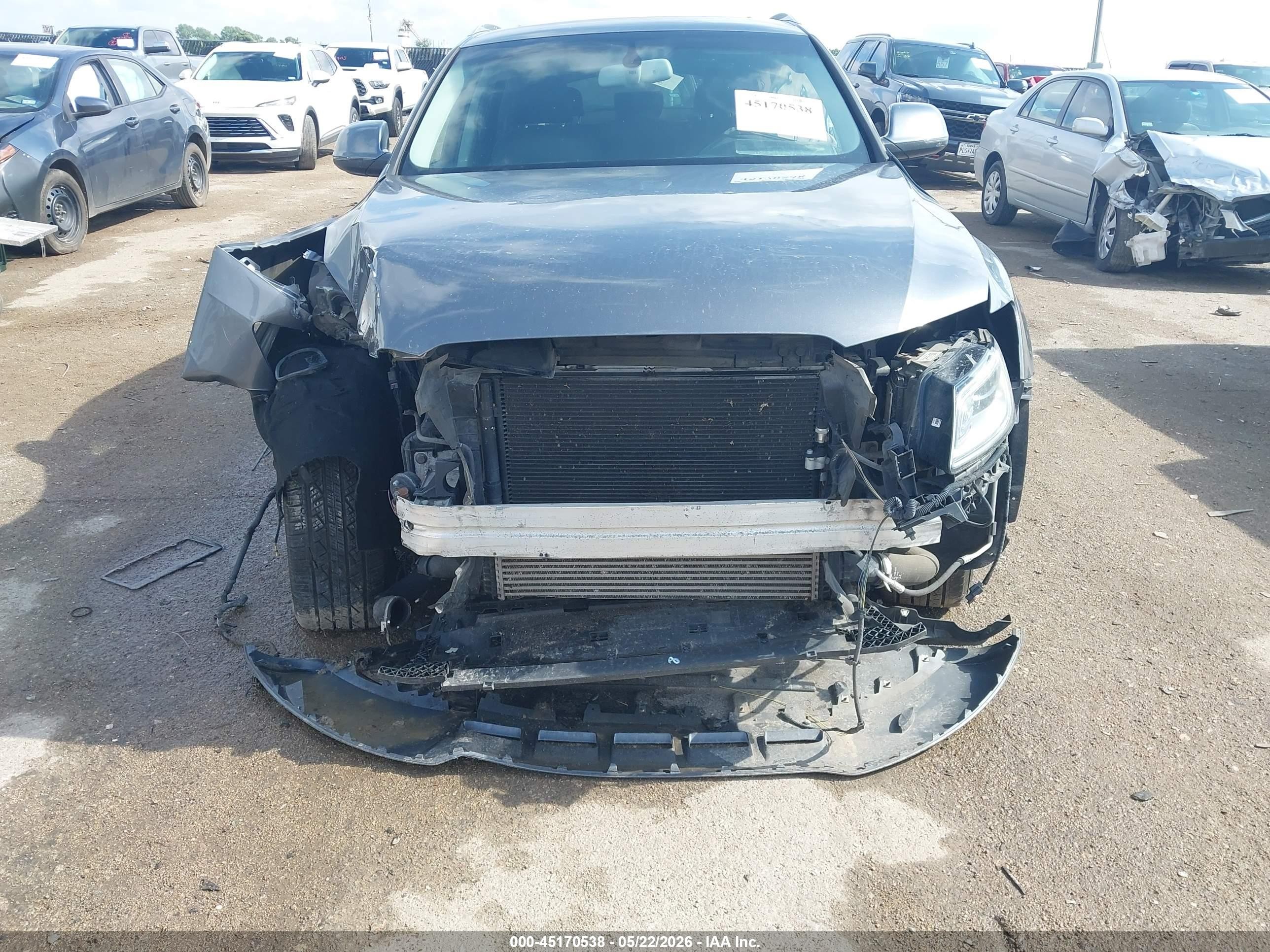2014 Audi Q5 2.0t Premium Gray vin: WA1LFAFP6EA027298