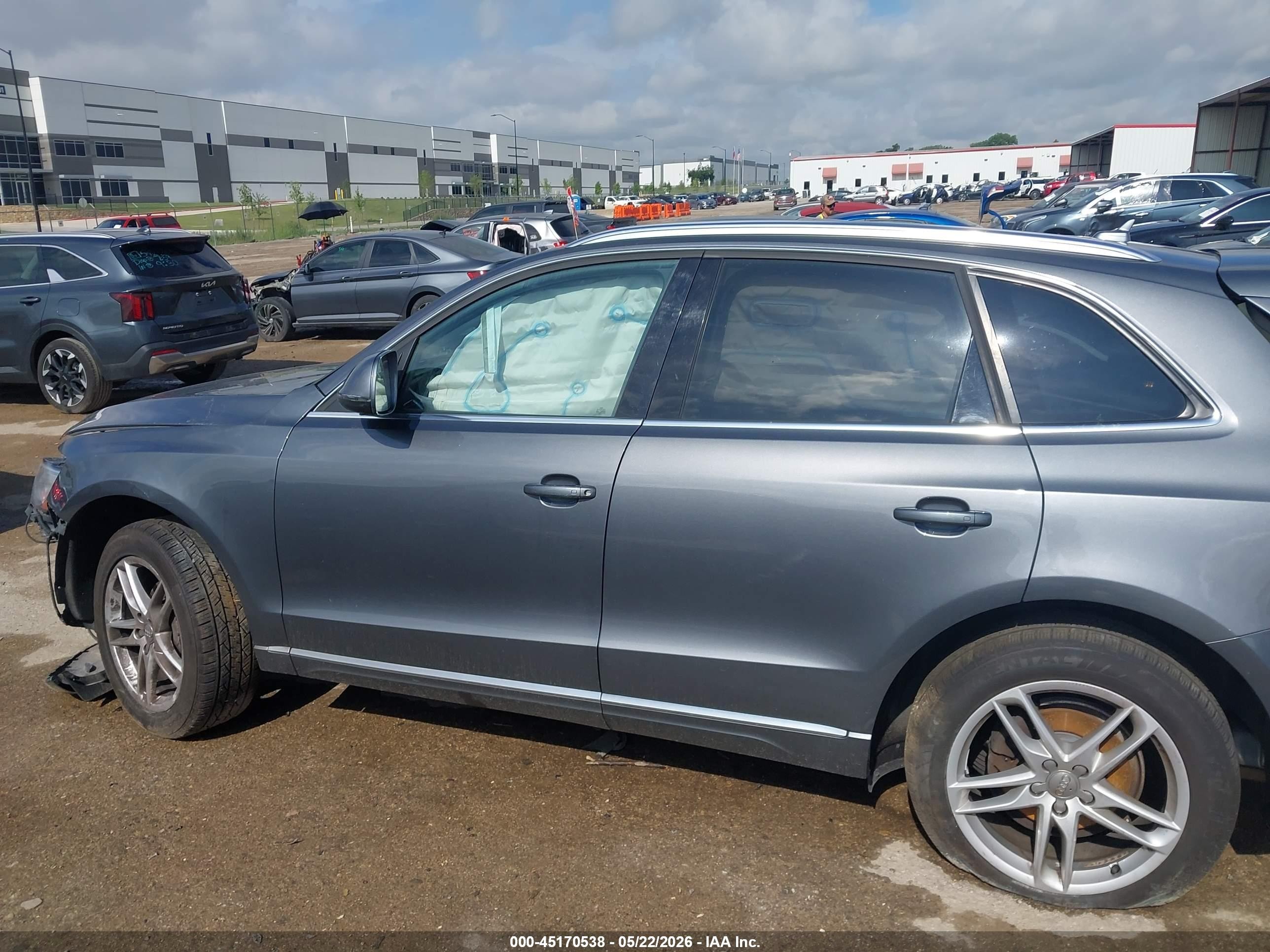 2014 Audi Q5 2.0t Premium Gray vin: WA1LFAFP6EA027298