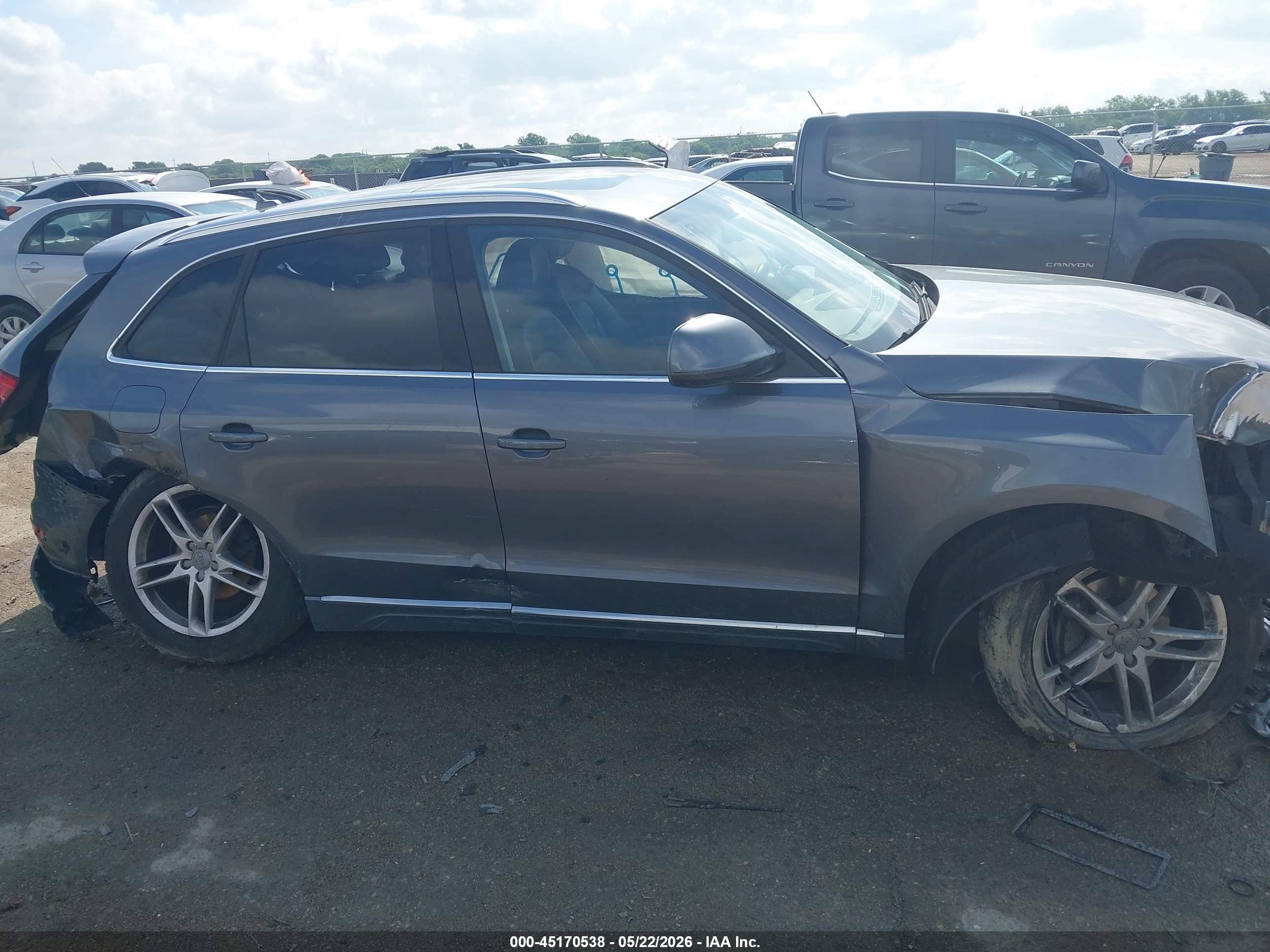 2014 Audi Q5 2.0t Premium Gray vin: WA1LFAFP6EA027298