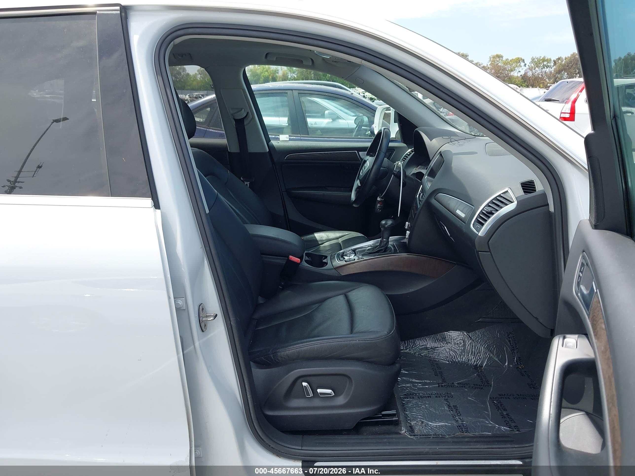 2014 Audi Q5 2.0t Premium White vin: WA1LFAFP6EA032551
