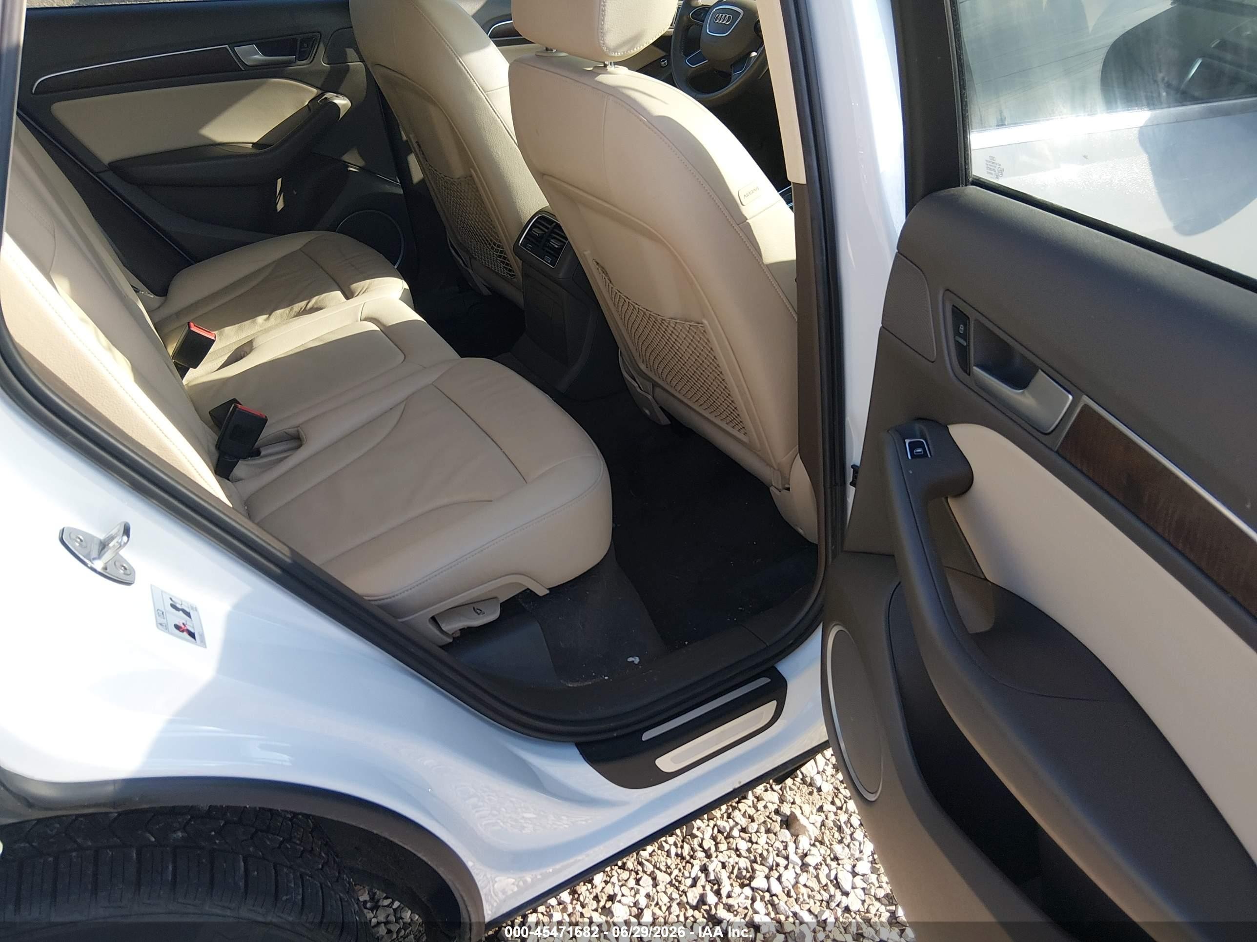 2014 Audi Q5 2.0t Premium White vin: WA1LFAFP6EA049334