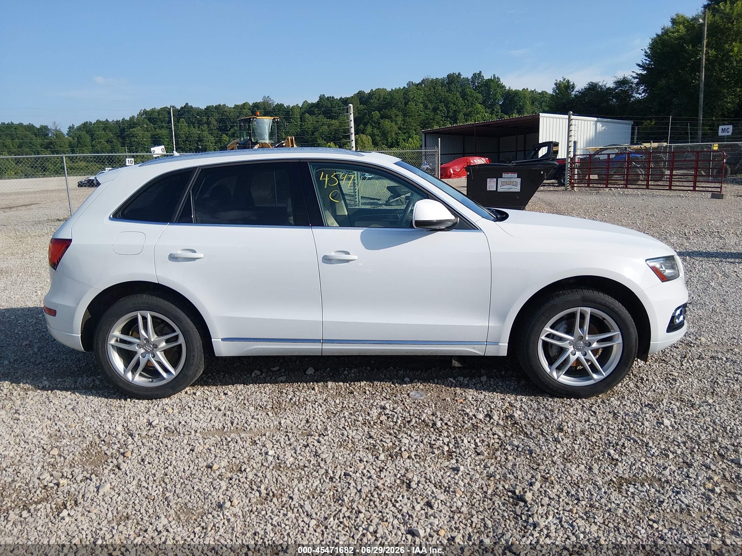 2014 Audi Q5 2.0t Premium White vin: WA1LFAFP6EA049334