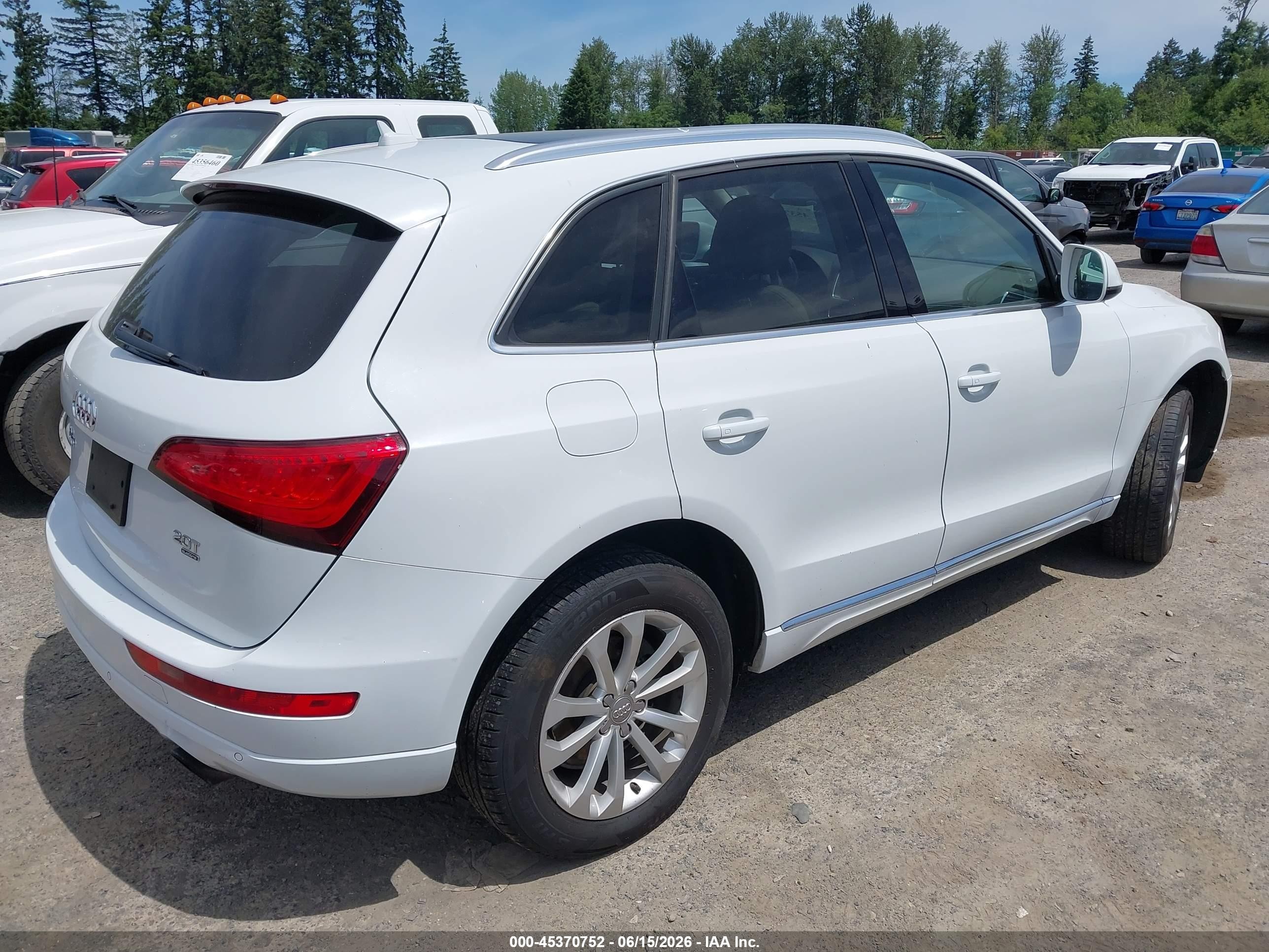2014 Audi Q5 2.0t Premium White vin: WA1LFAFP6EA063184