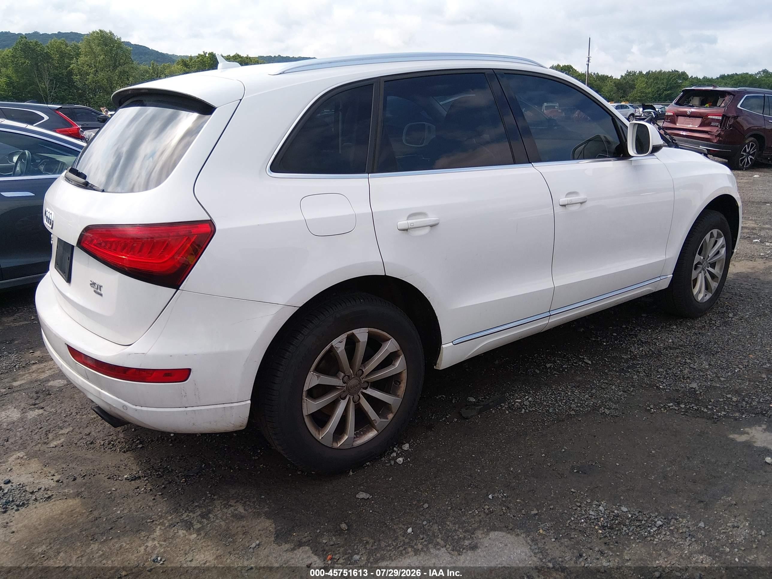 2014 Audi Q5 2.0t Premium White vin: WA1LFAFP6EA063203