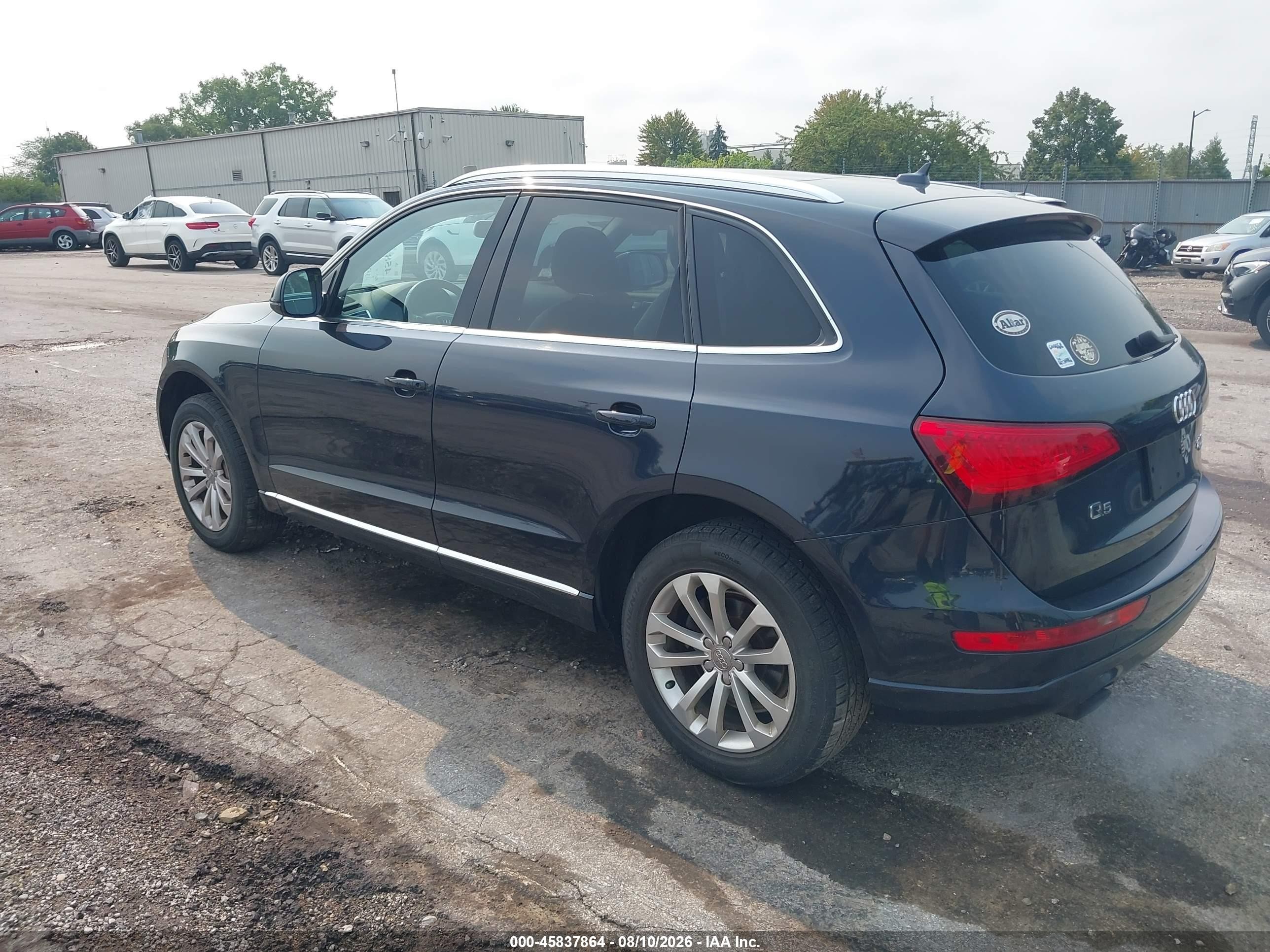 2014 Audi Q5 2.0t Premium Синий vin: WA1LFAFP6EA078641