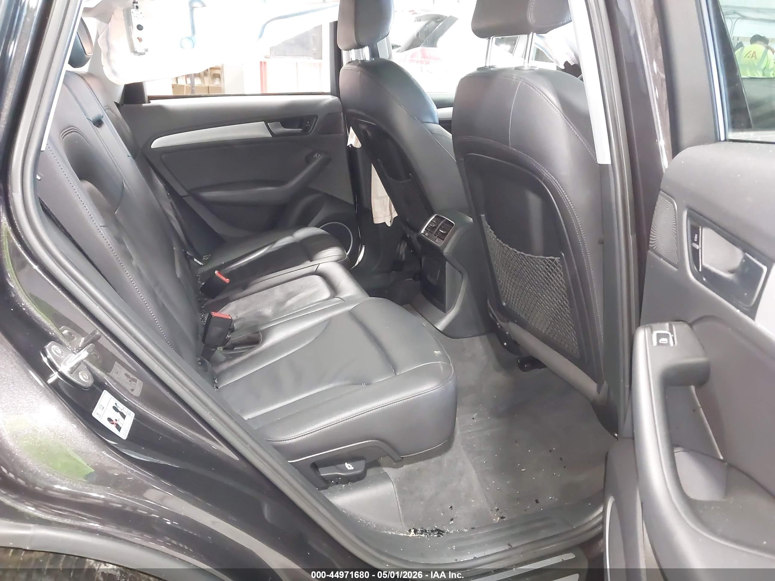 2014 Audi Q5 2.0t Premium Gray vin: WA1LFAFP6EA119866