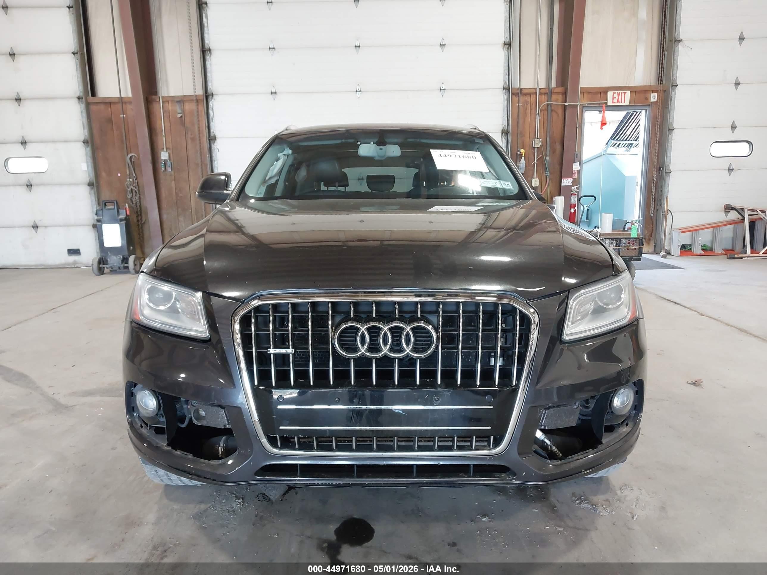2014 Audi Q5 2.0t Premium Gray vin: WA1LFAFP6EA119866