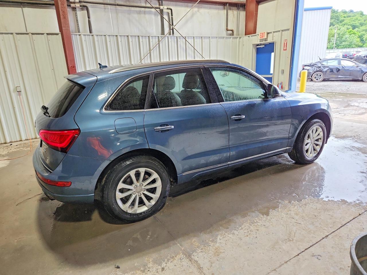 2015 Audi Q5 Premium Plus Blue vin: WA1LFAFP6FA011524