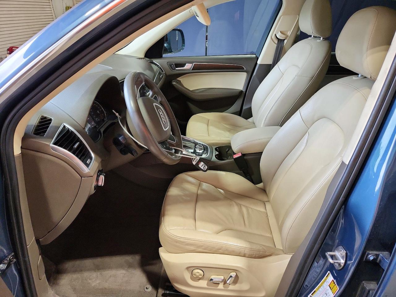 2015 Audi Q5 Premium Plus Blue vin: WA1LFAFP6FA011524