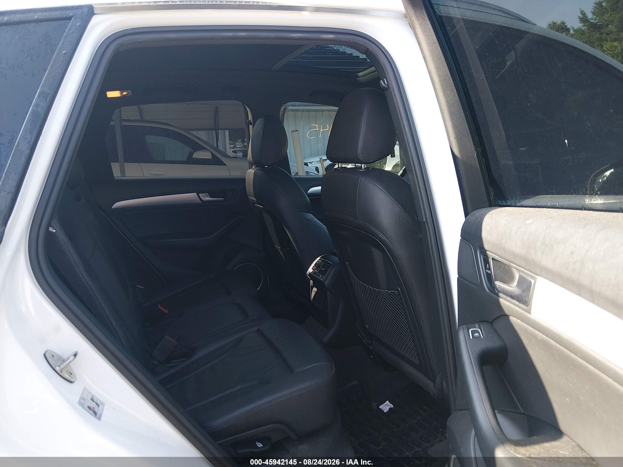 2015 Audi Q5 2.0t Premium White vin: WA1LFAFP6FA022264