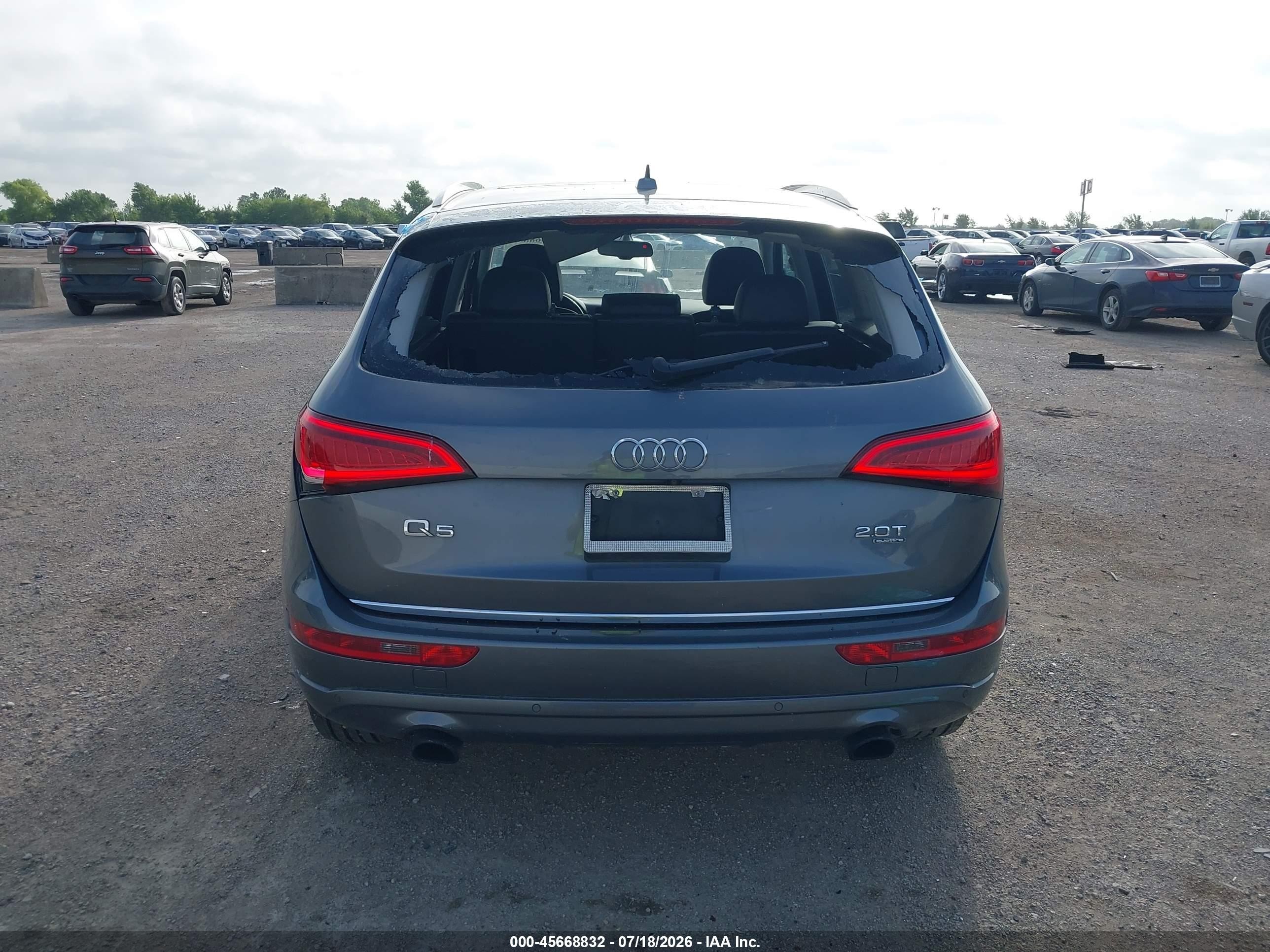 2015 Audi Q5 2.0t Premium Gray vin: WA1LFAFP6FA048931