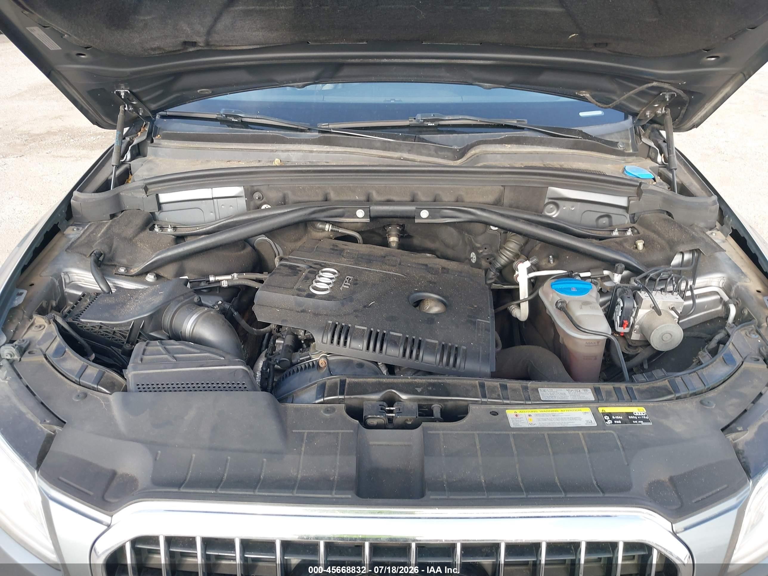 2015 Audi Q5 2.0t Premium Gray vin: WA1LFAFP6FA048931