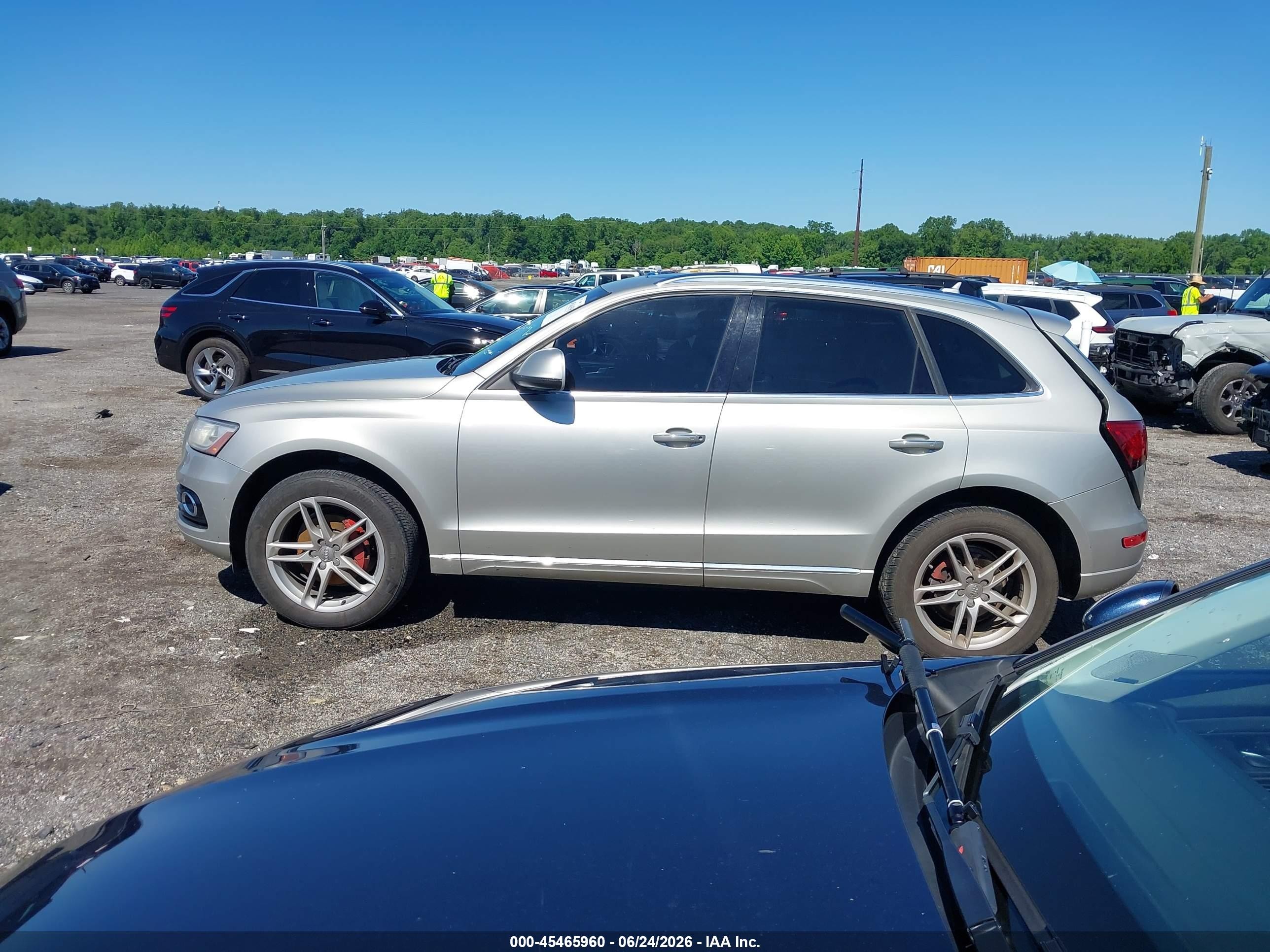 2015 Audi Q5 2.0t Premium Silver vin: WA1LFAFP6FA049836