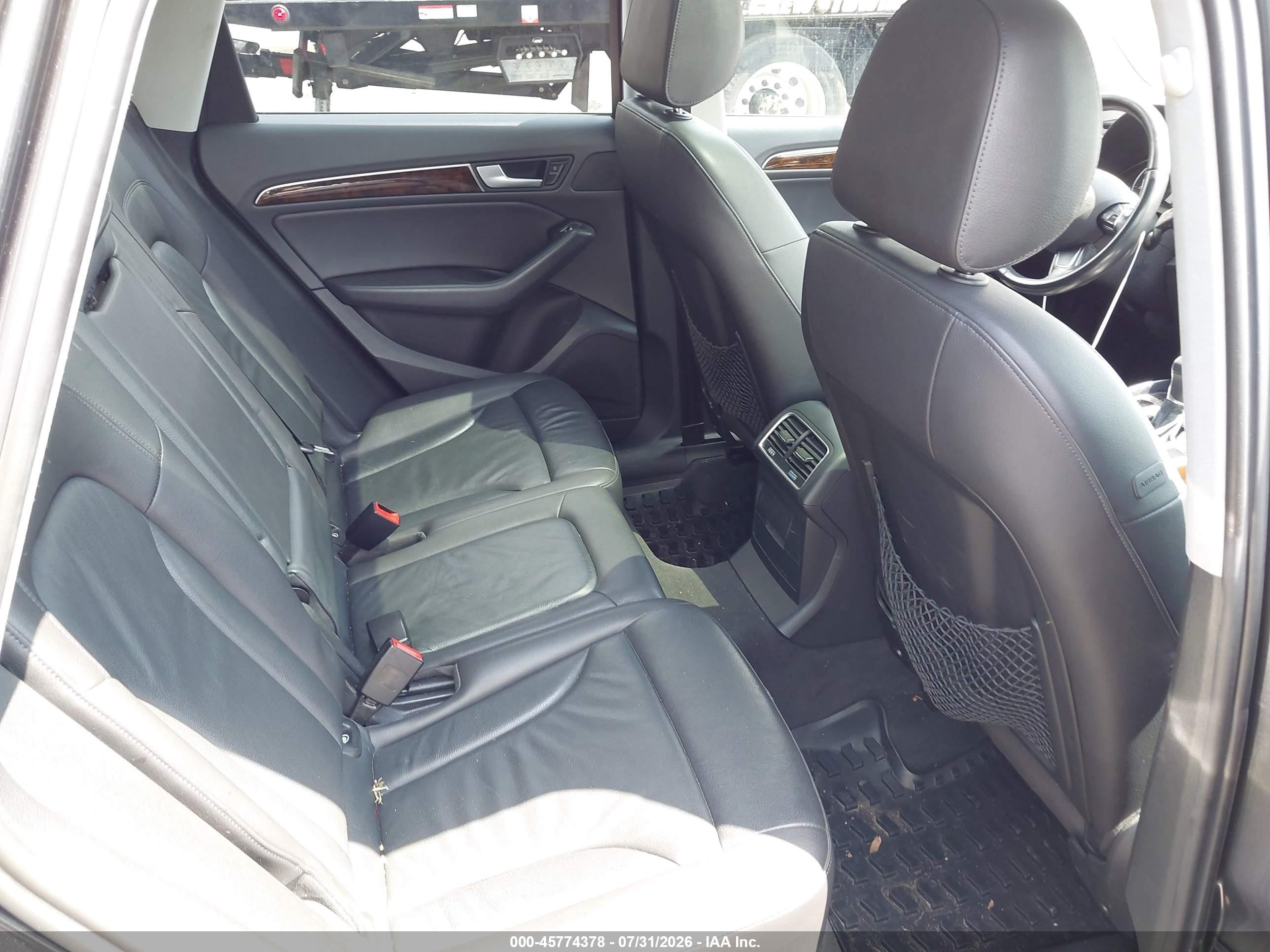 2015 Audi Q5 2.0t Premium Gray vin: WA1LFAFP6FA069908