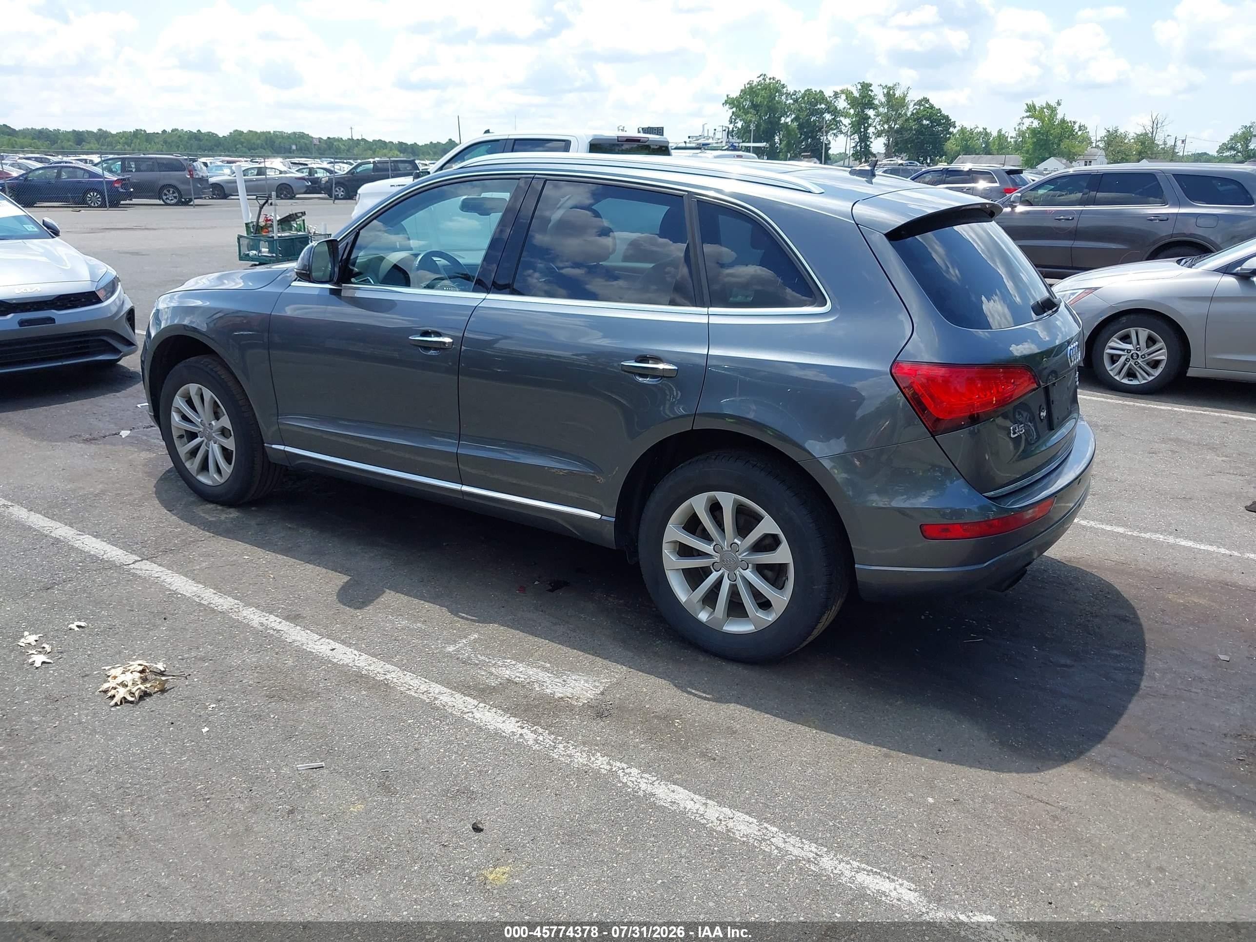 2015 Audi Q5 2.0t Premium Gray vin: WA1LFAFP6FA069908