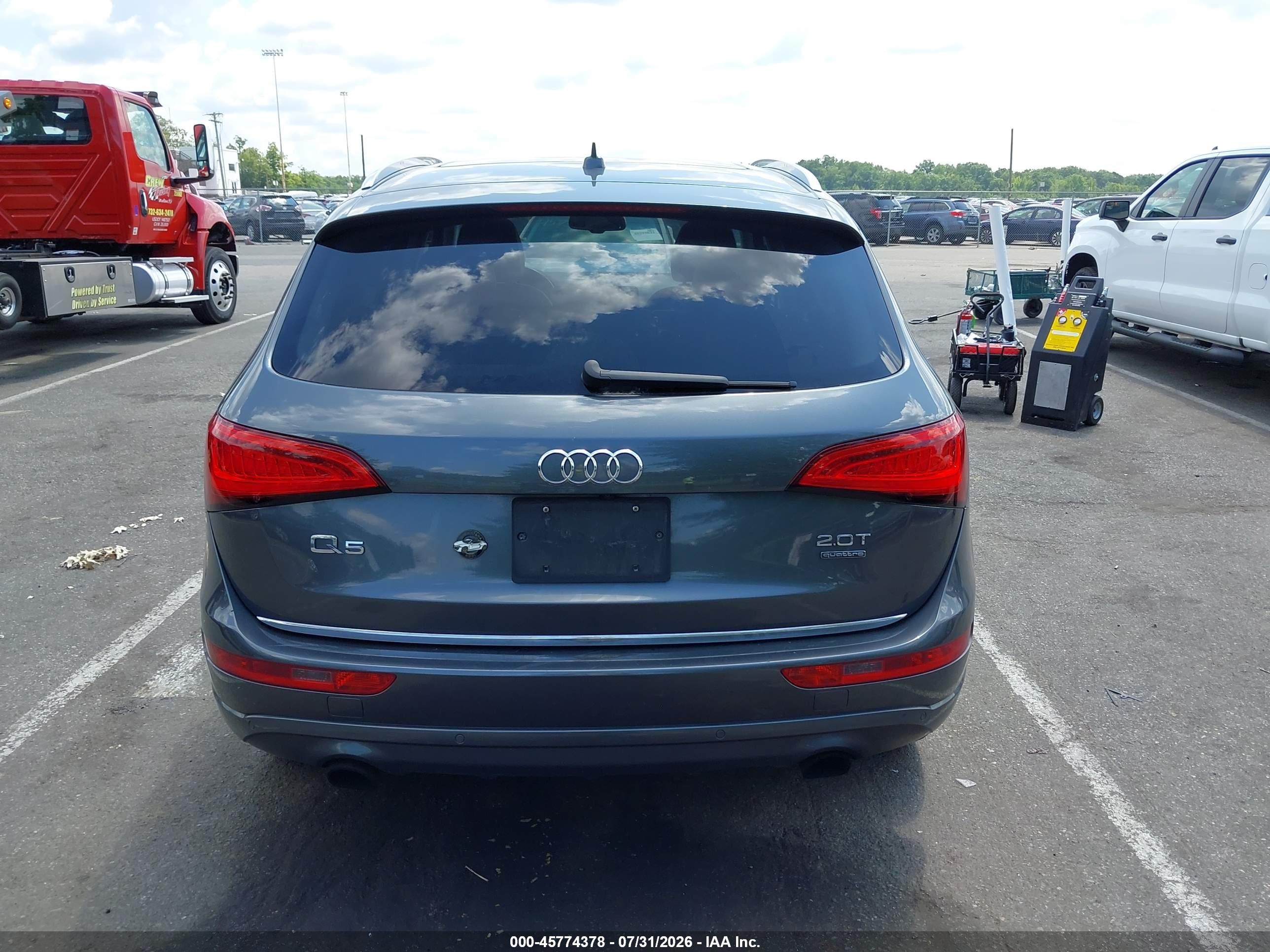 2015 Audi Q5 2.0t Premium Gray vin: WA1LFAFP6FA069908