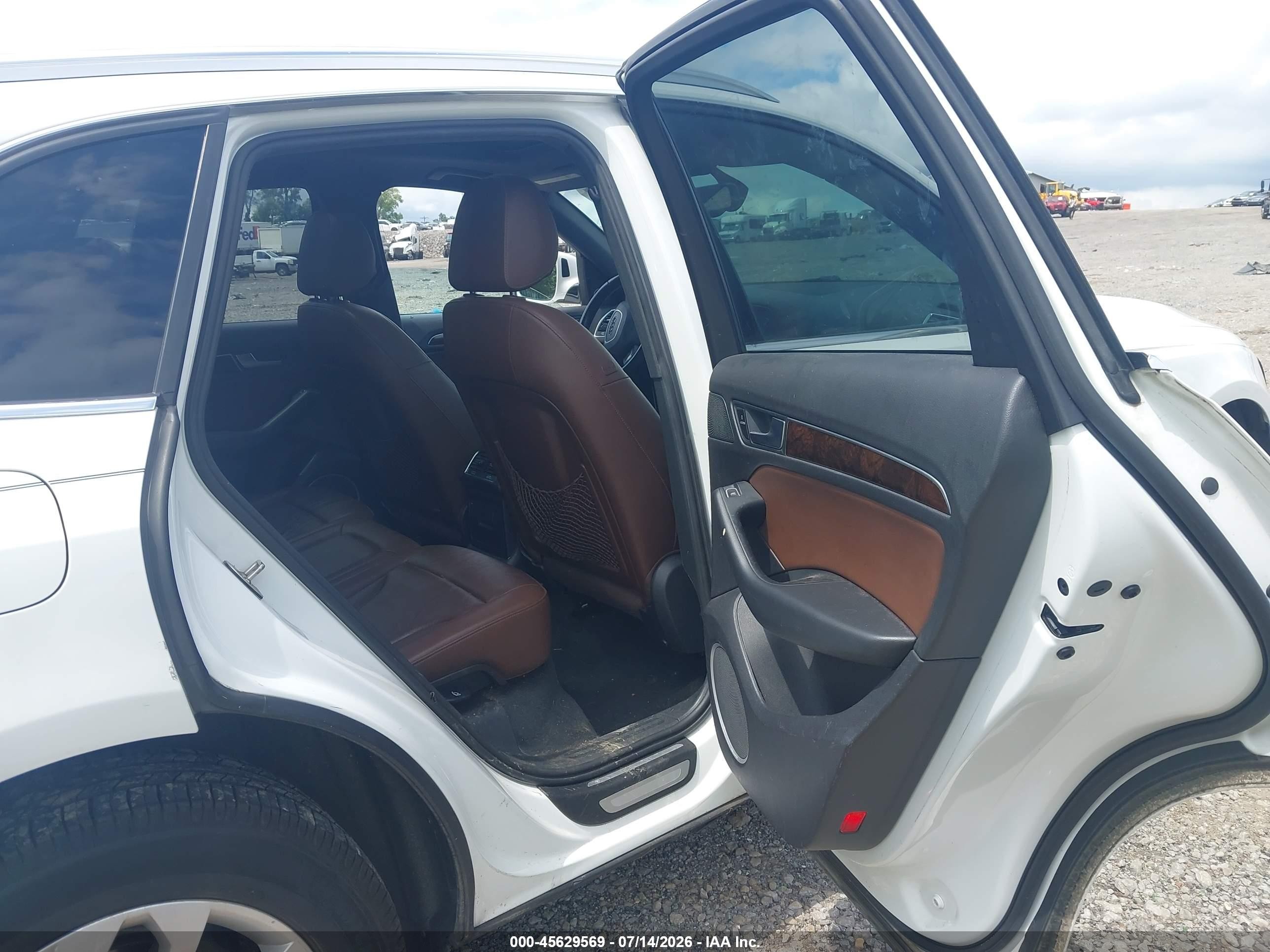 2015 Audi Q5 2.0t Premium White vin: WA1LFAFP6FA072873