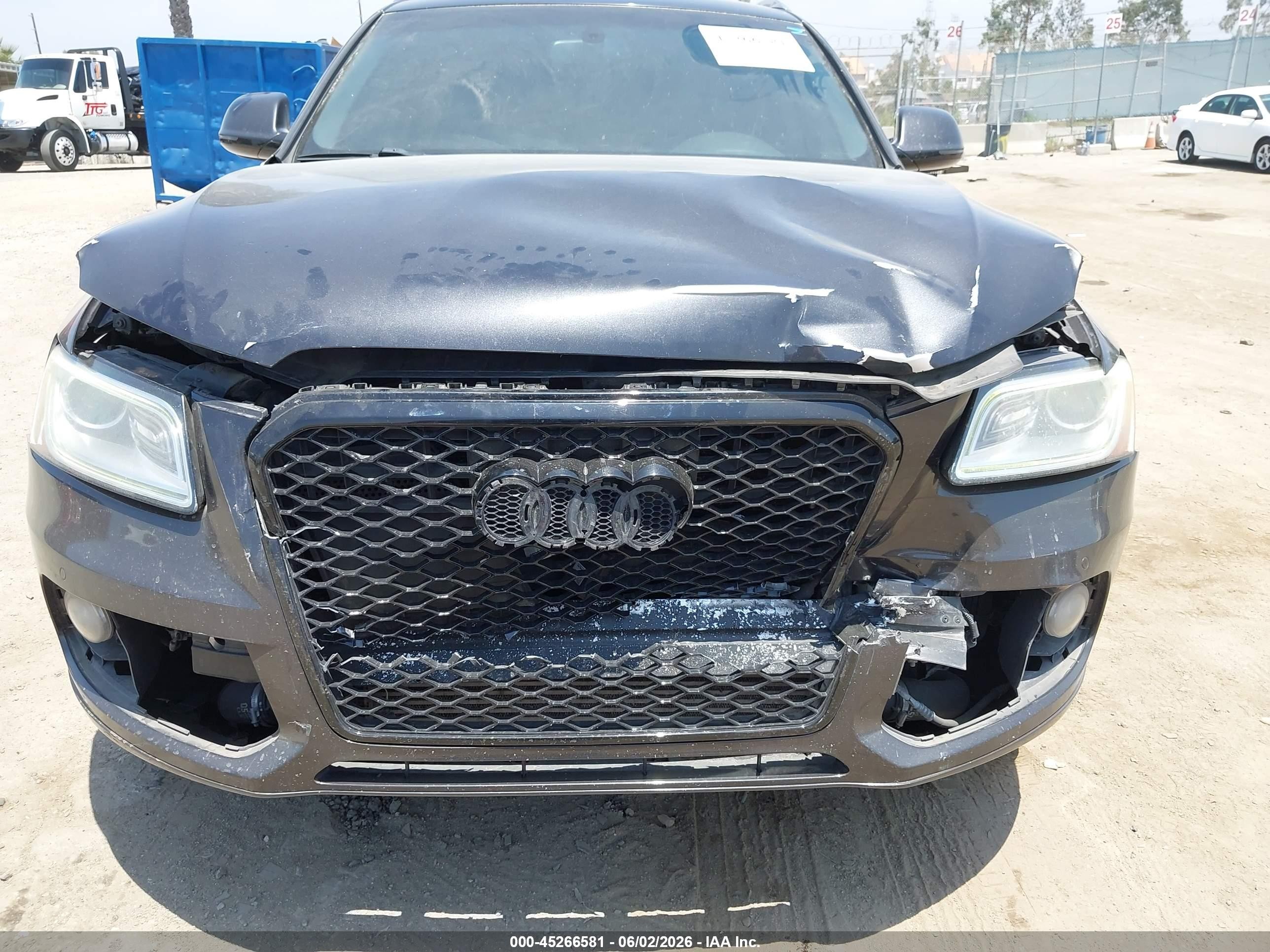 2015 Audi Q5 2.0t Premium Black vin: WA1LFAFP6FA083839