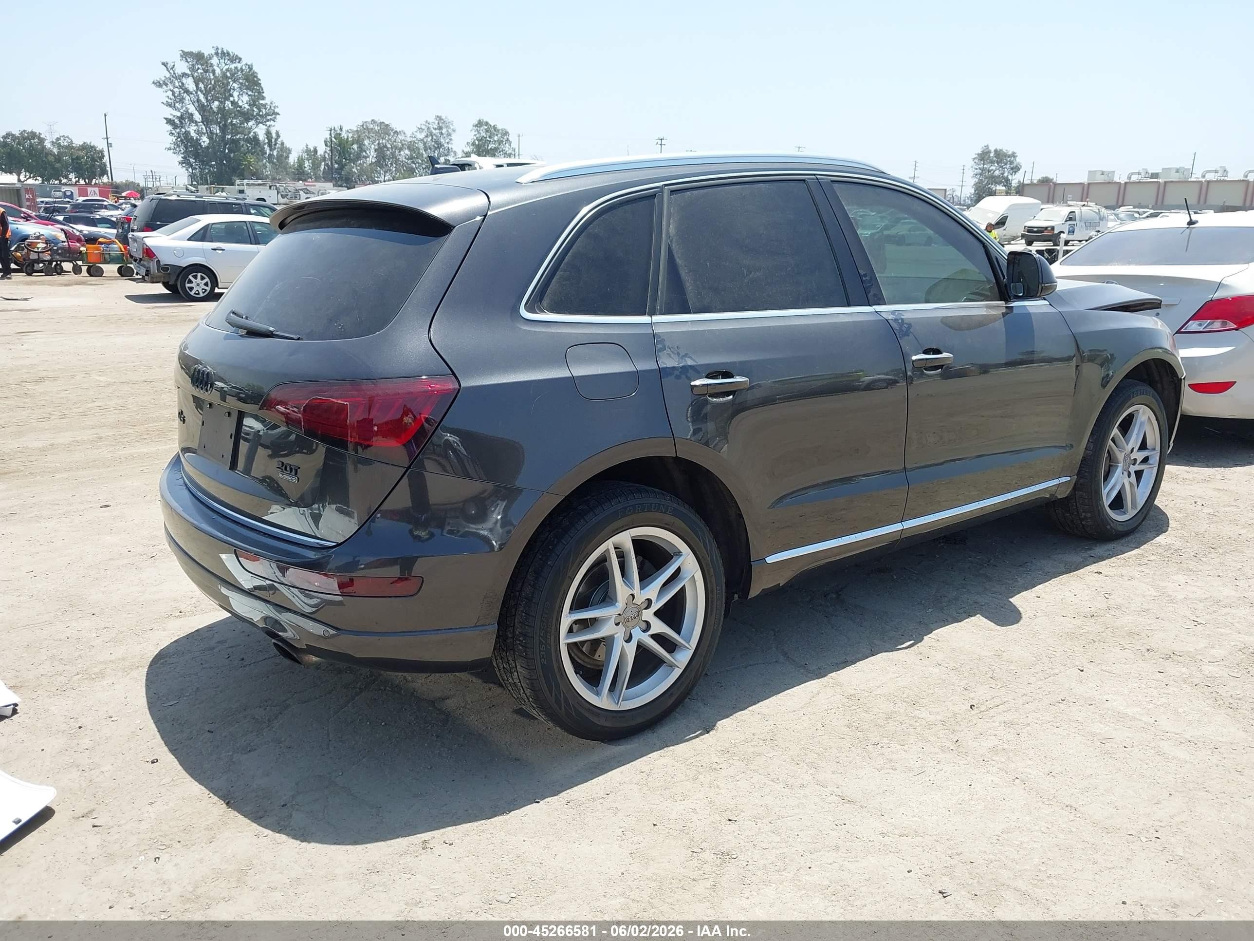2015 Audi Q5 2.0t Premium Black vin: WA1LFAFP6FA083839