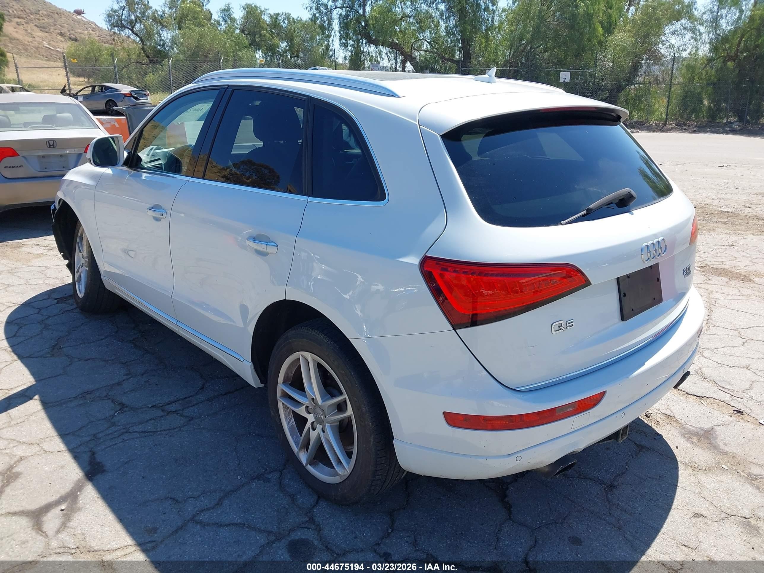 2015 Audi Q5 2.0t Premium White vin: WA1LFAFP6FA097594