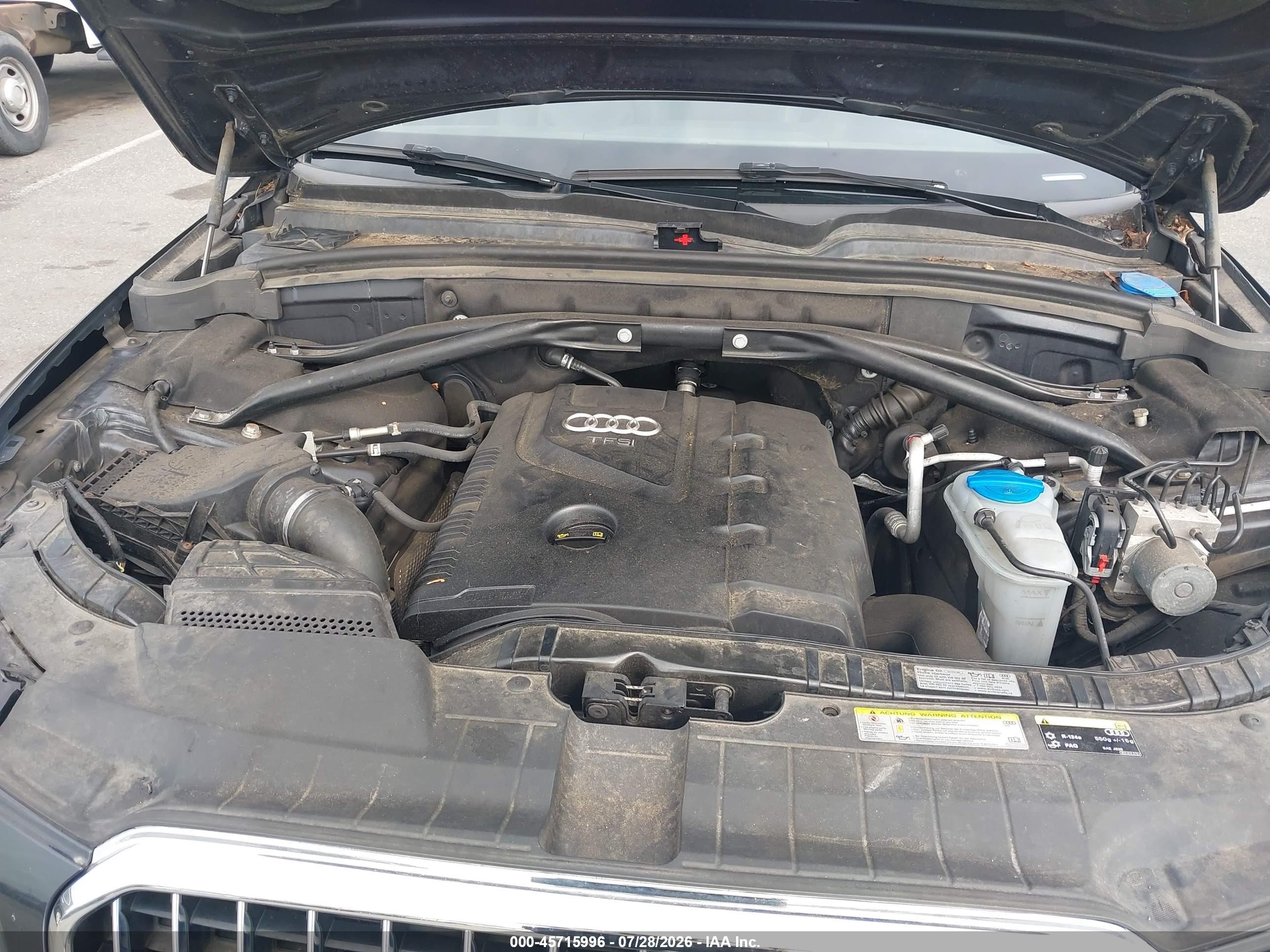 2015 Audi Q5 2.0t Premium Dark Blue vin: WA1LFAFP6FA099894