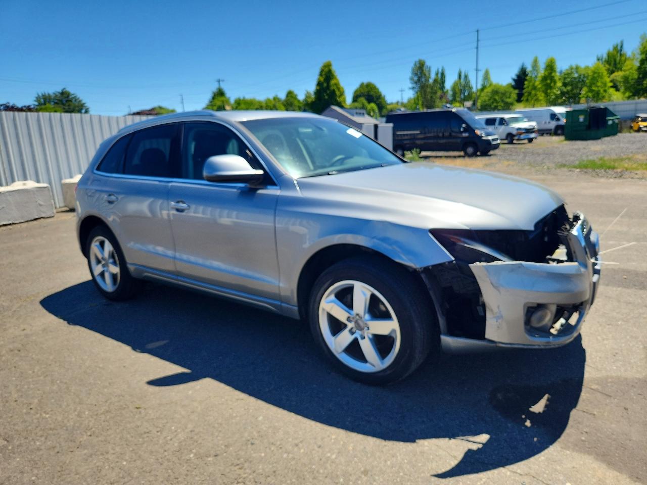 2011 Audi Q5 Premium Plus Серый vin: WA1LFAFP7BA086047