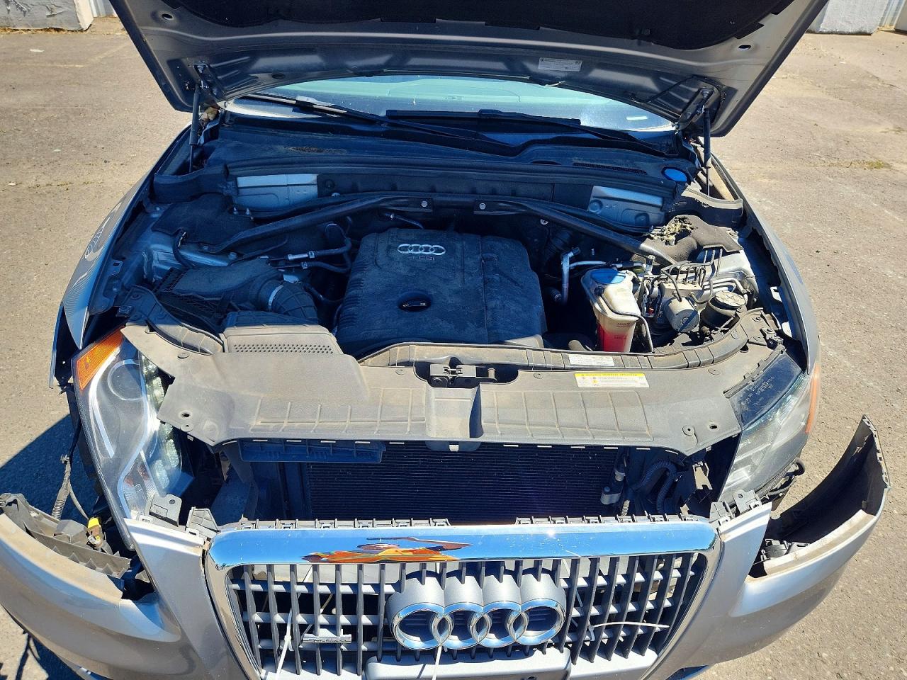 2011 Audi Q5 Premium Plus Серый vin: WA1LFAFP7BA086047