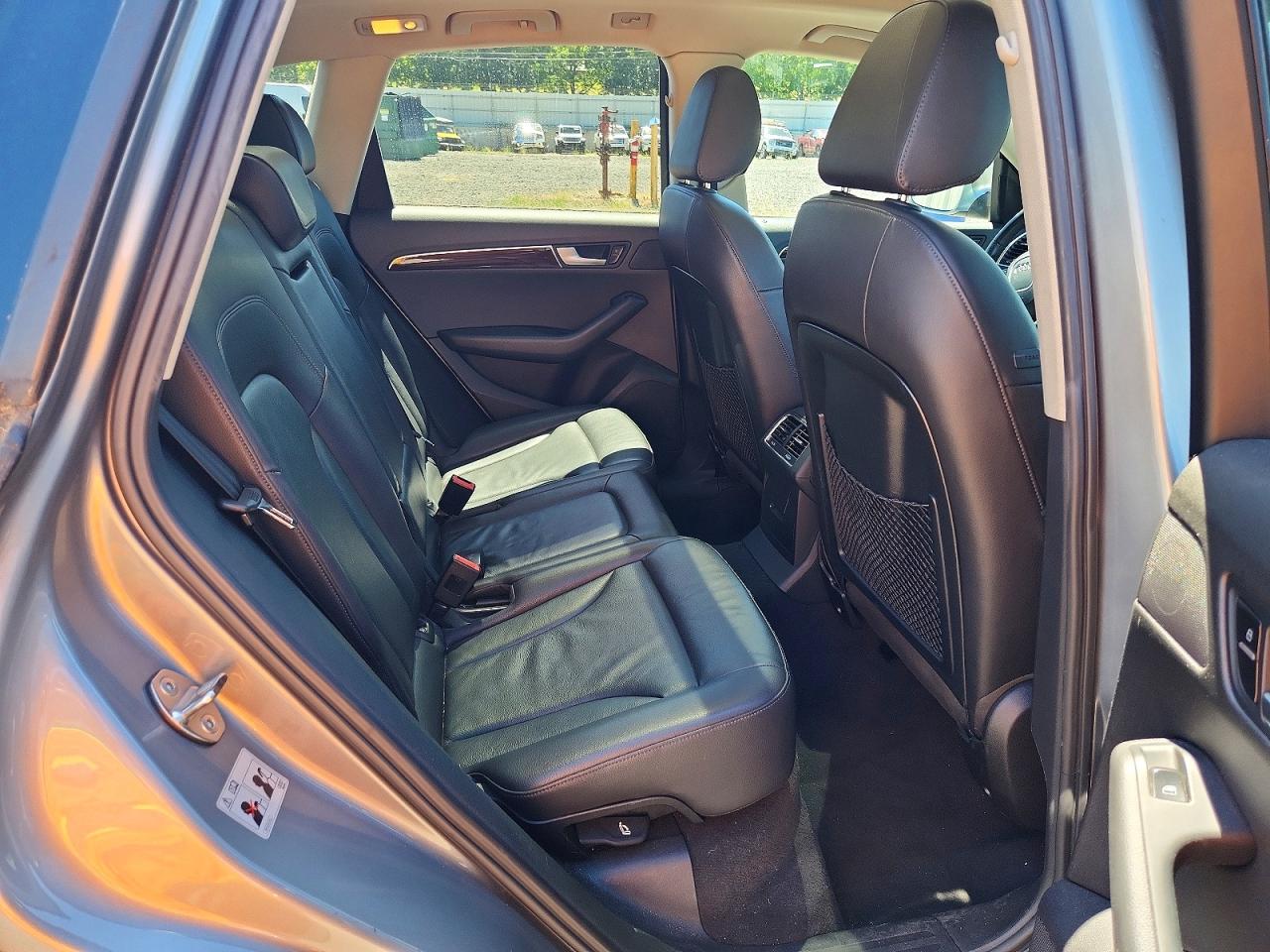 2011 Audi Q5 Premium Plus Серый vin: WA1LFAFP7BA086047