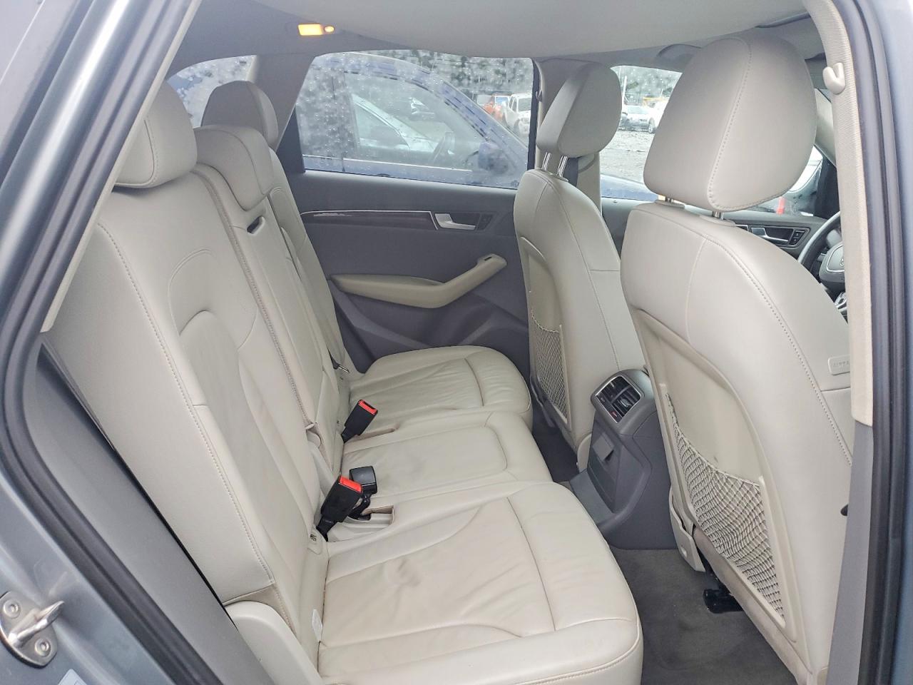 2011 Audi Q5 Premium Plus Silver vin: WA1LFAFP7BA102831