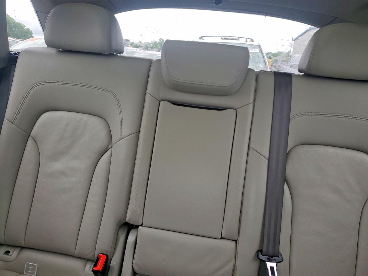 2011 Audi Q5 Premium Plus Silver vin: WA1LFAFP7BA102831