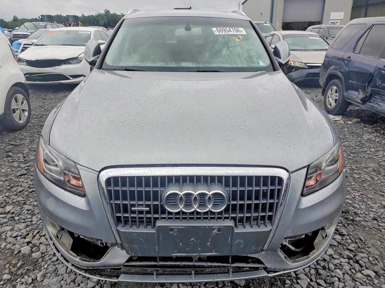 2011 Audi Q5 Premium Plus Silver vin: WA1LFAFP7BA102831