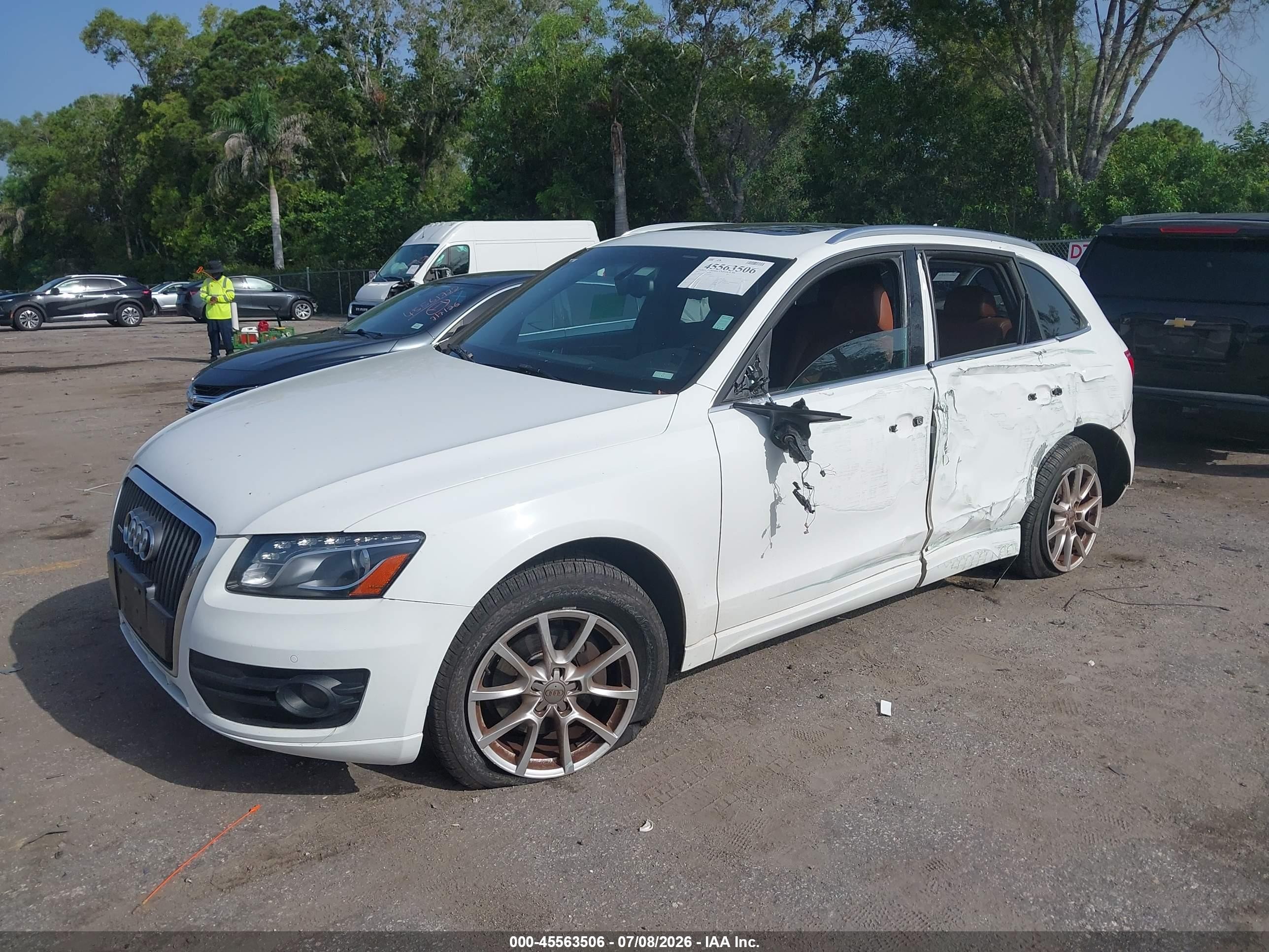 2012 Audi Q5 2.0t Premium White vin: WA1LFAFP7CA095977