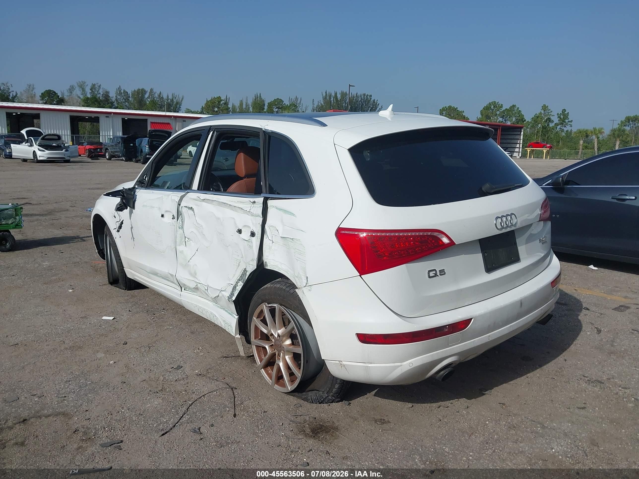 2012 Audi Q5 2.0t Premium White vin: WA1LFAFP7CA095977