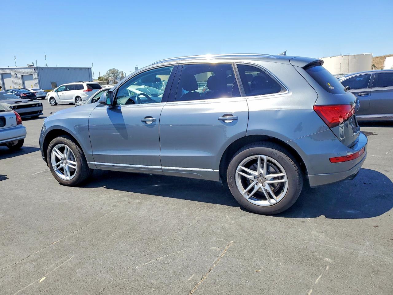 2013 Audi Q5 Premium Plus Gray vin: WA1LFAFP7DA019810