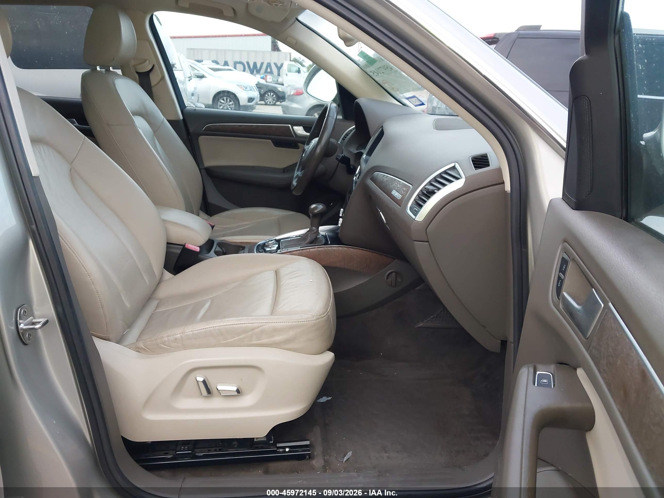 2013 Audi Q5 2.0t Premium Silver vin: WA1LFAFP7DA091641