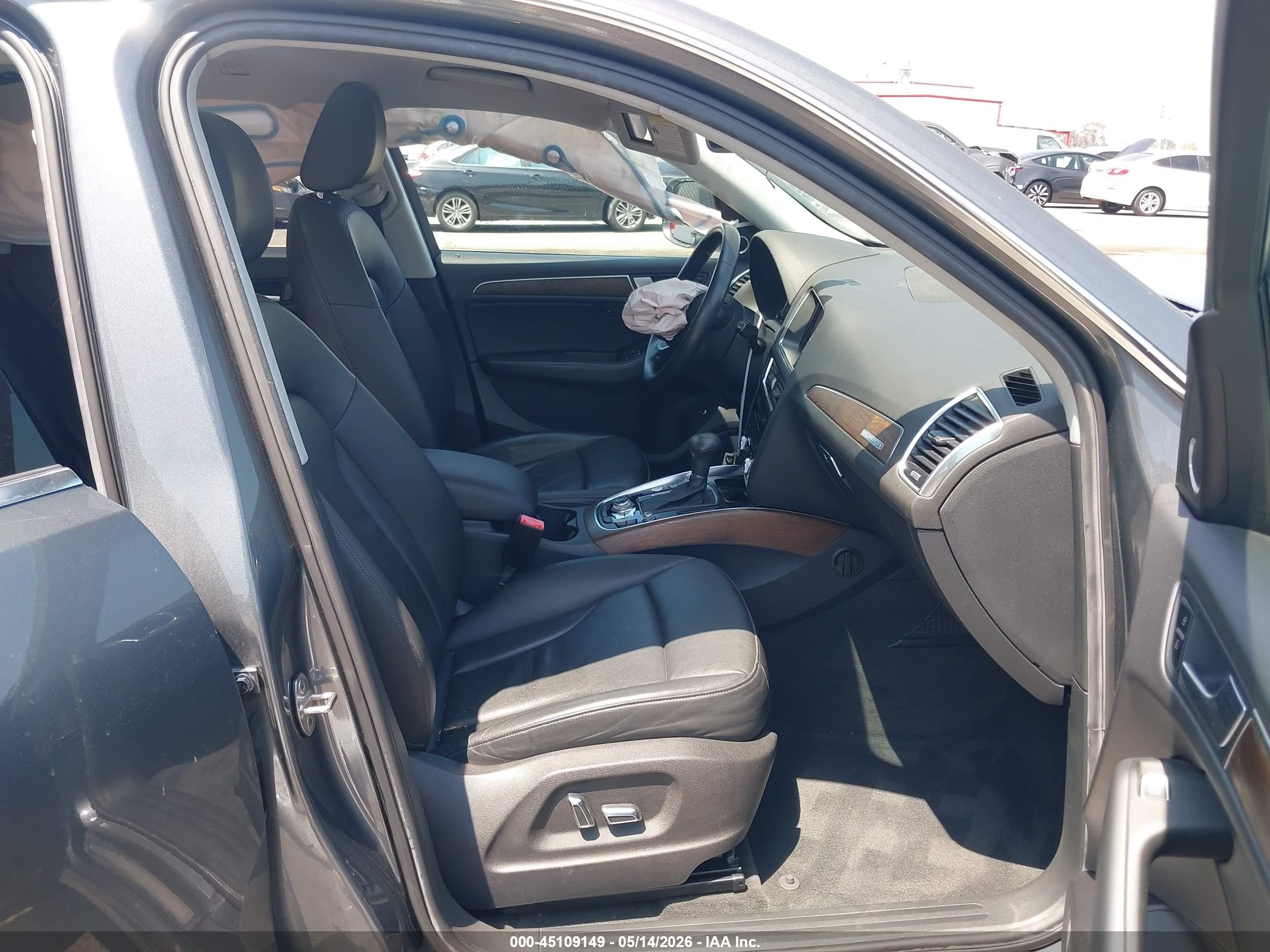 2013 Audi Q5 2.0t Premium Gray vin: WA1LFAFP7DA092885