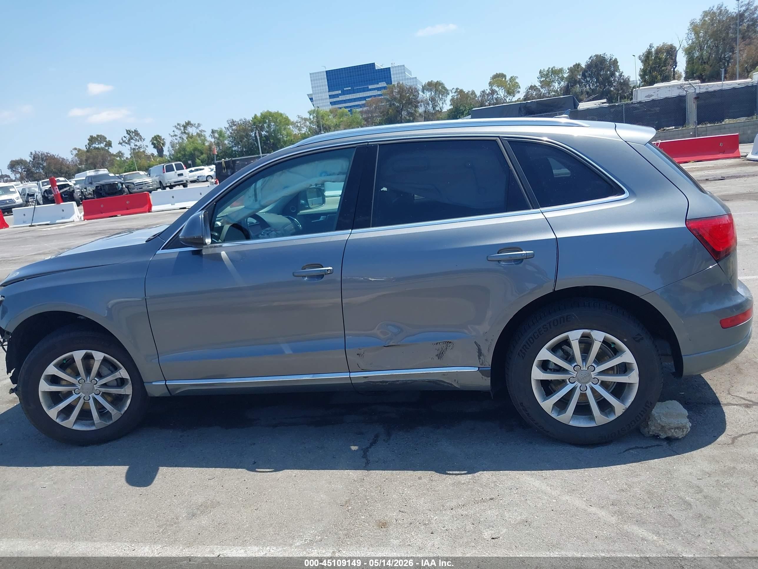 2013 Audi Q5 2.0t Premium Gray vin: WA1LFAFP7DA092885