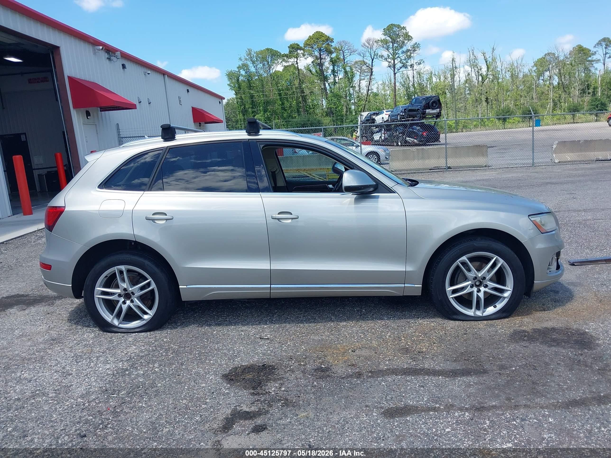 2013 Audi Q5 2.0t Premium Tan vin: WA1LFAFP7DA093602