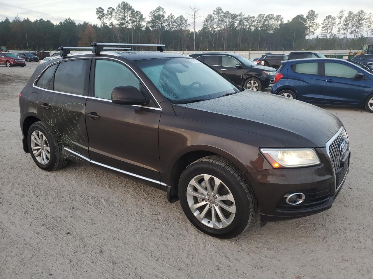2014 Audi Q5 Premium Plus Brown vin: WA1LFAFP7EA040934