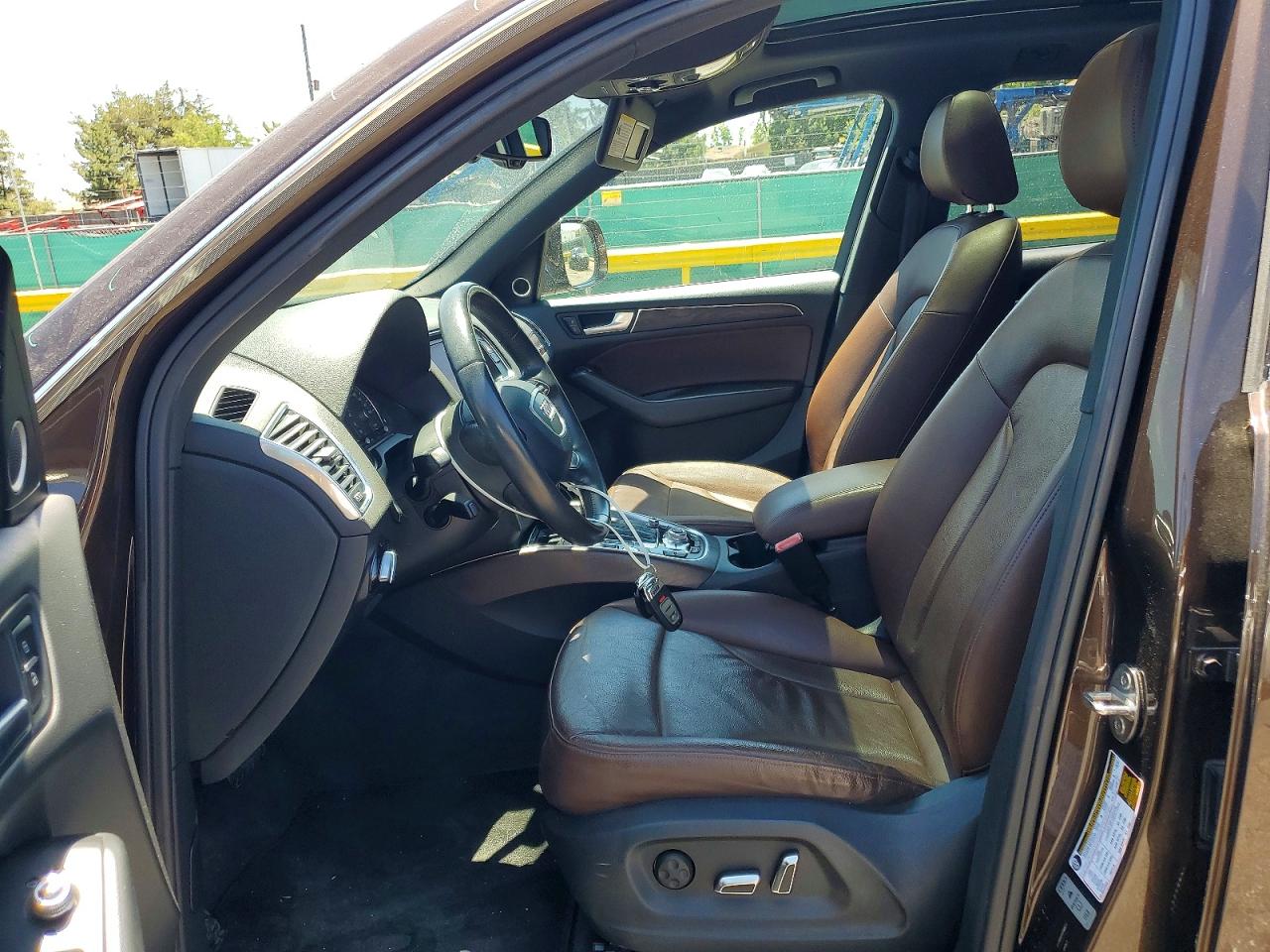 2014 Audi Q5 Premium Plus Brown vin: WA1LFAFP7EA040934