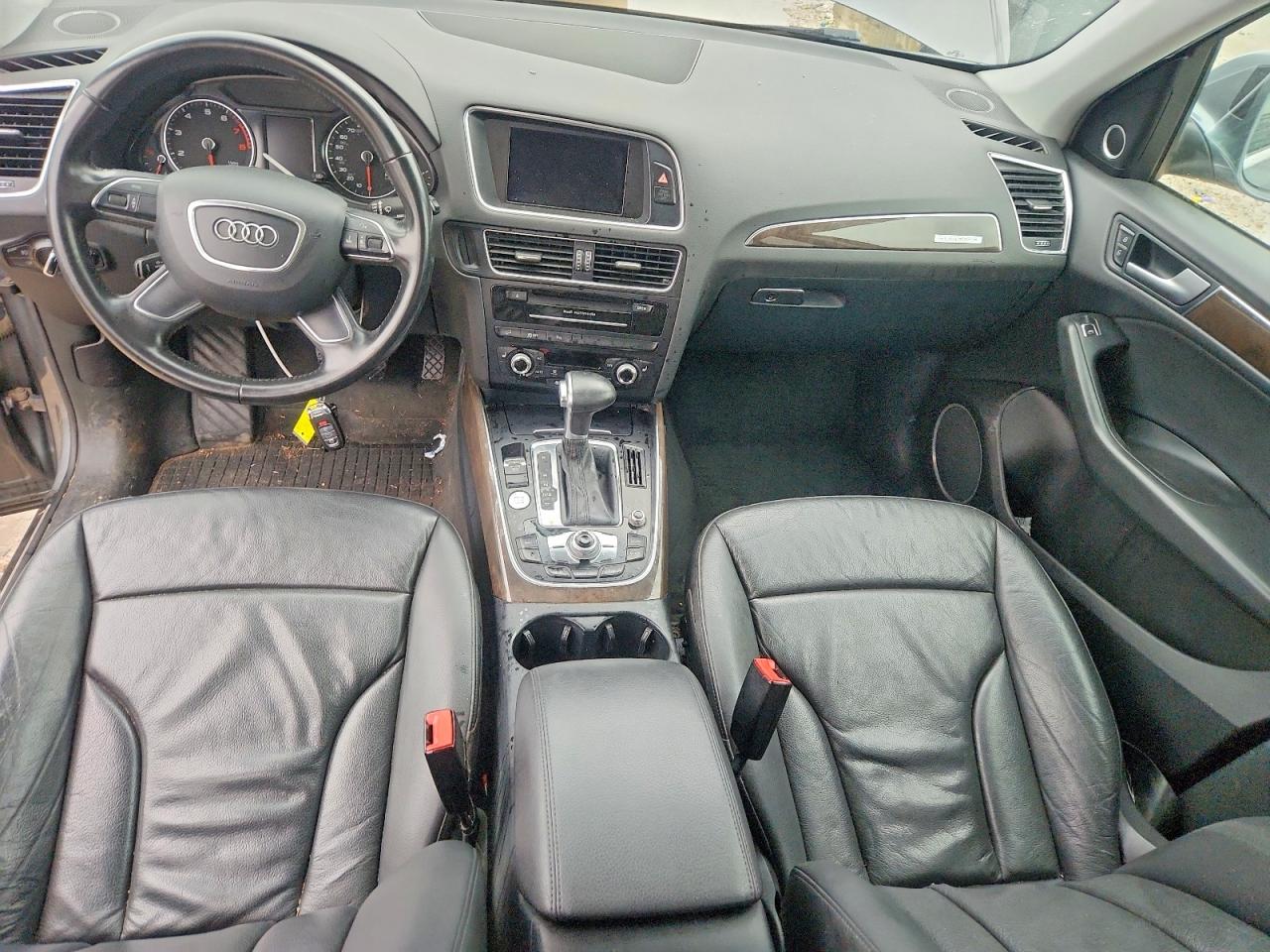 2014 Audi Q5 Premium Plus Beige vin: WA1LFAFP7EA049133