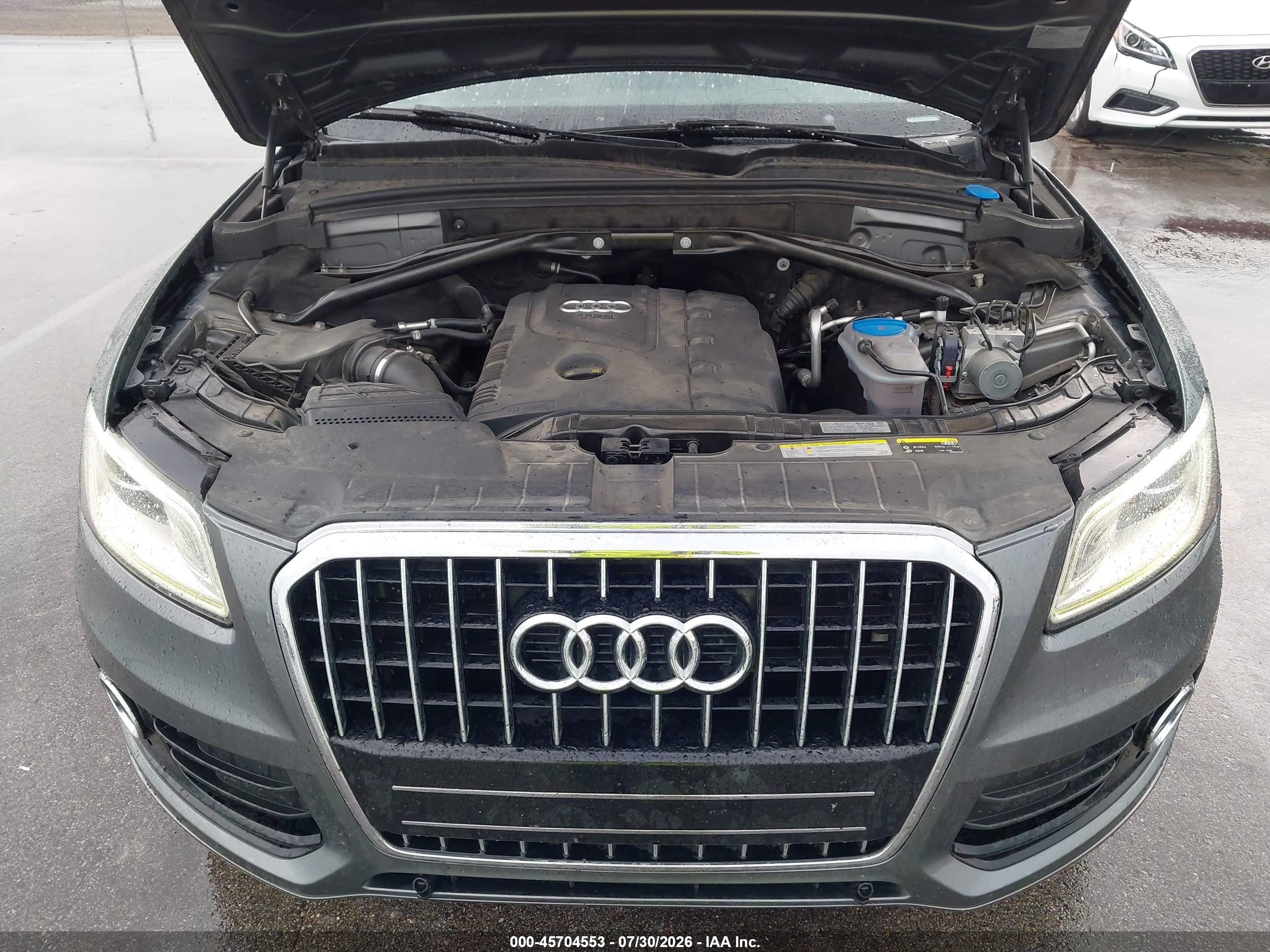 2014 Audi Q5 2.0t Premium Gray vin: WA1LFAFP7EA057507
