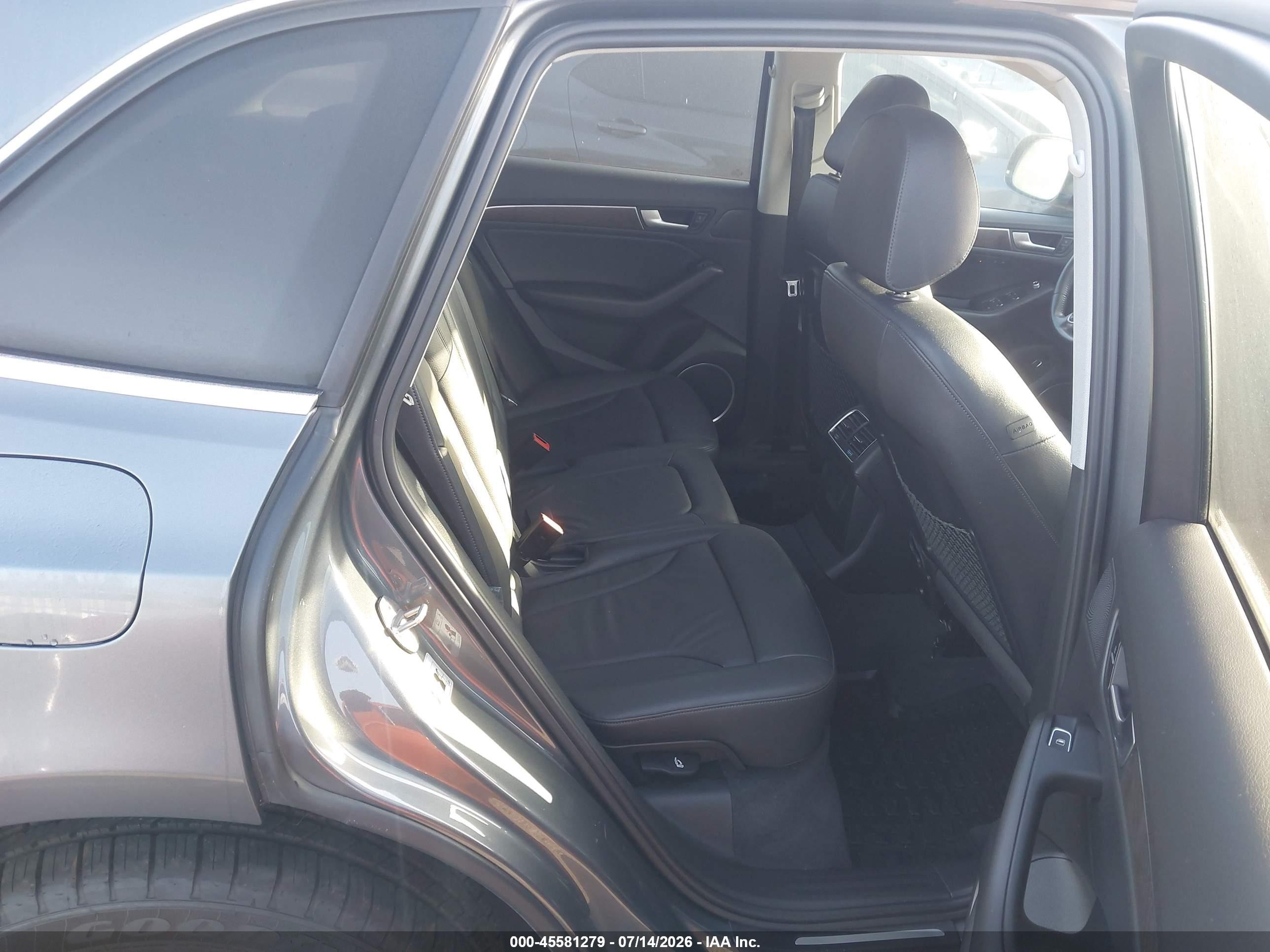 2014 Audi Q5 2.0t Premium Gray vin: WA1LFAFP7EA131248